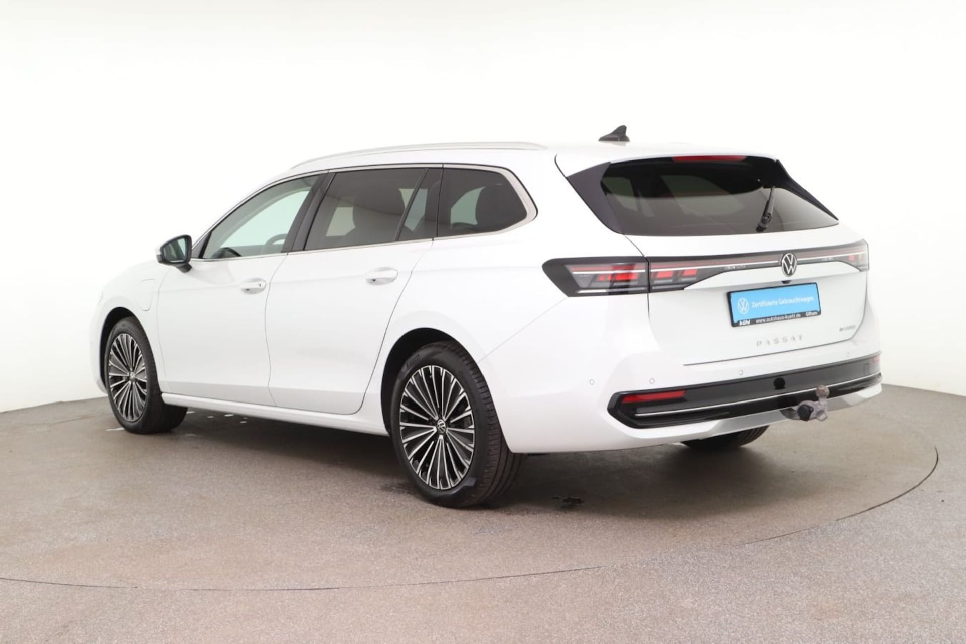 Volkswagen Passat Elegance