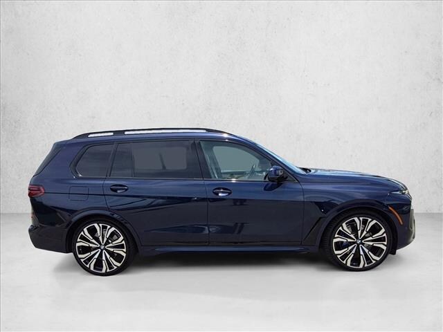 2025 BMW X7