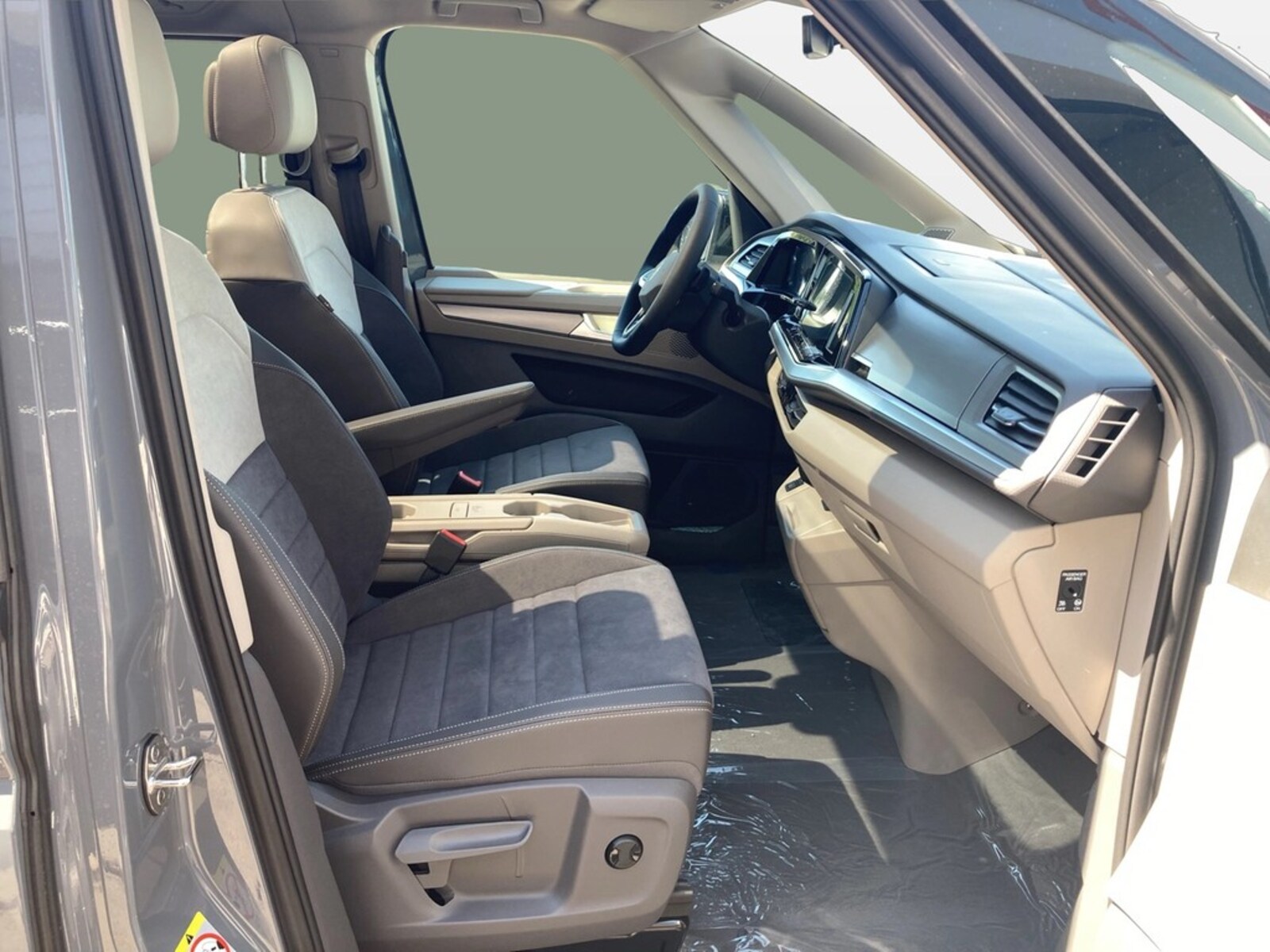 Volkswagen Multivan – Bild 9