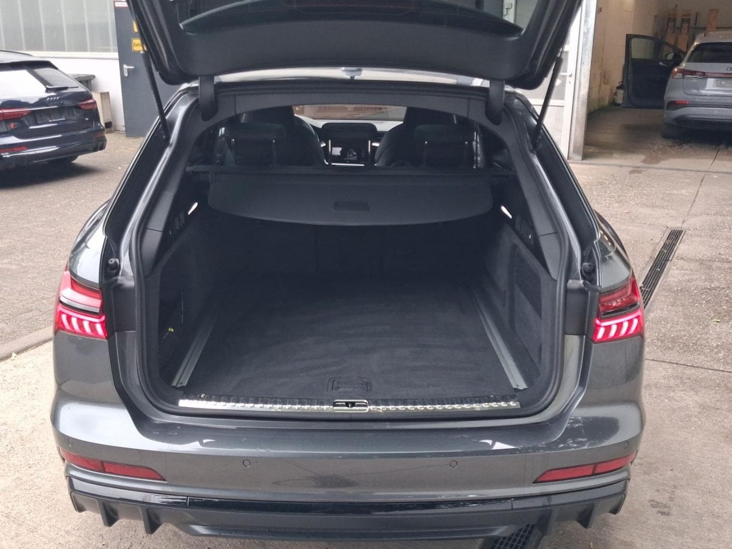 Bild über Audi S6 Avant TDI quattro tiptronic - für weitere Informationen kontaktieren Sie den Audi Partner