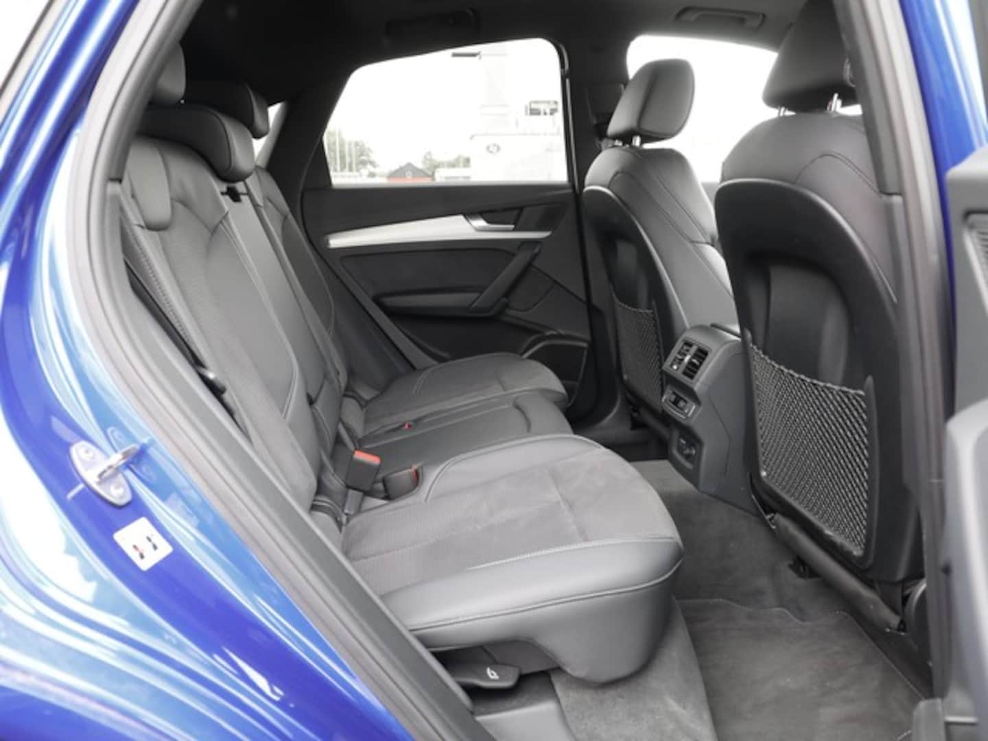 Bild über Audi Q5 Sportback TFSI e S line business 55 TFSI e quattro S tronic - für weitere Informationen kontaktieren Sie den Audi Partner