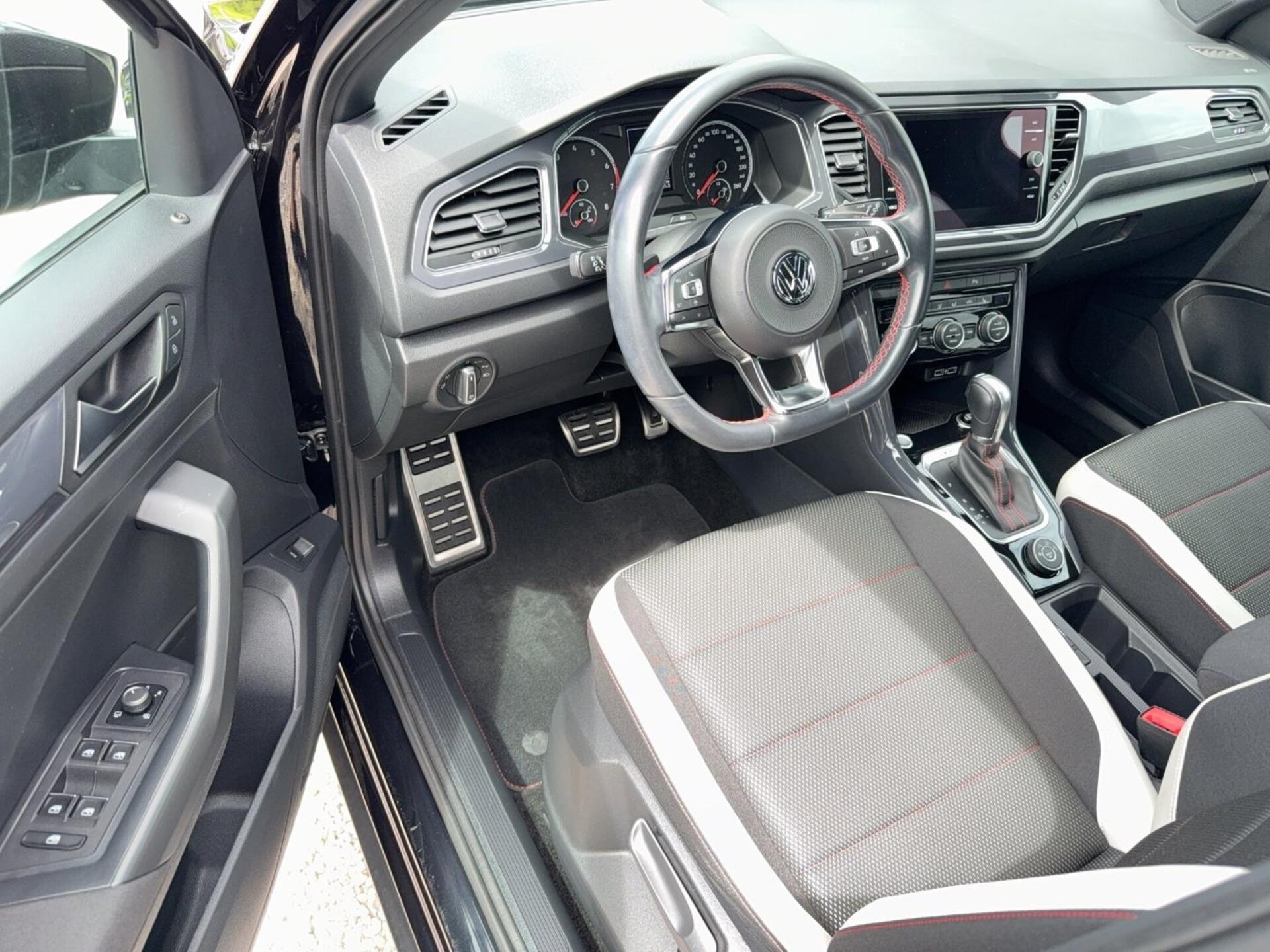Volkswagen T-Roc Sport