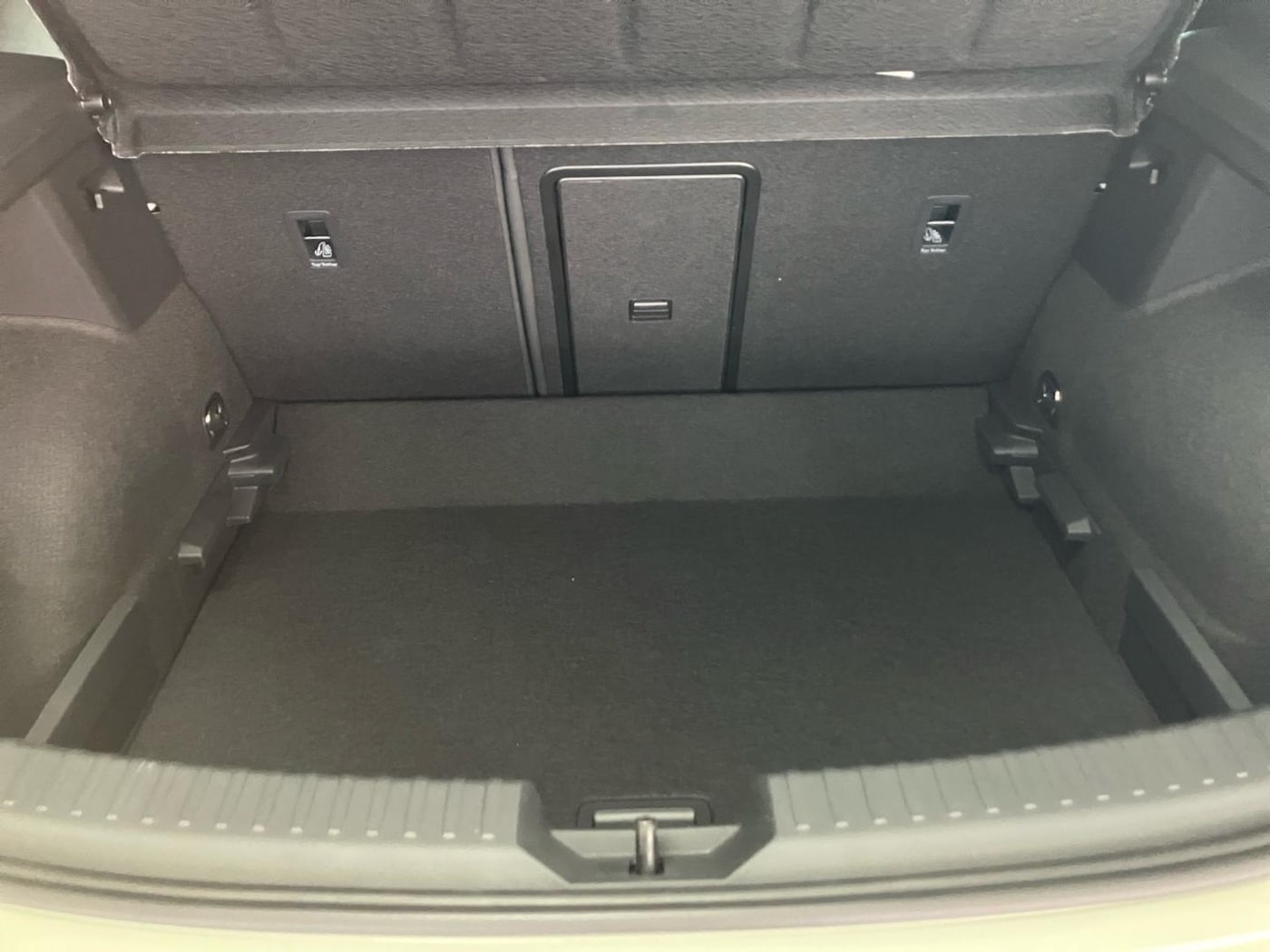 CUPRA Leon León 1.5 eTSI DSG 110 kW (150 CV) — photo 7