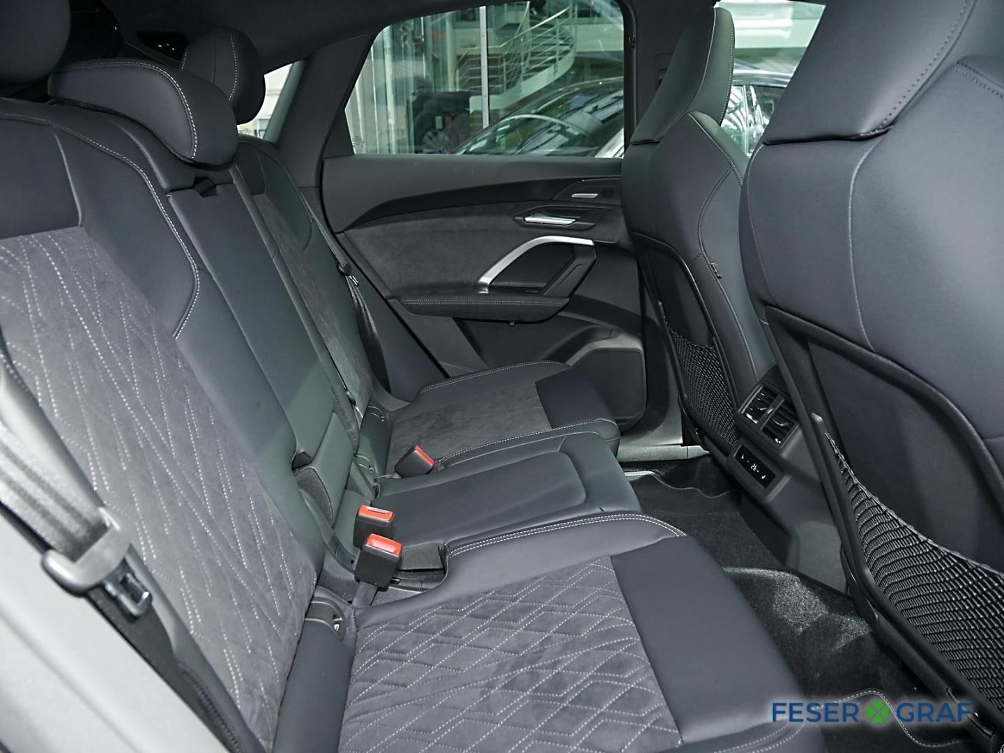 Bild über Audi Q5 Sportback e-hybrid e-hybrid quattro 220 kW S tronic - für weitere Informationen kontaktieren Sie den Audi Partner