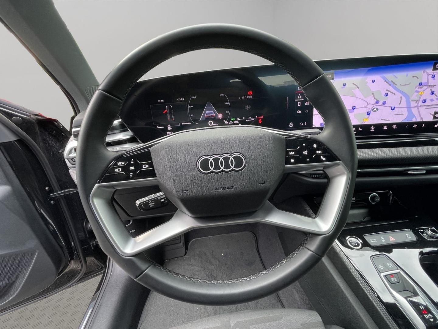 Bild über Audi A5 Limousine TFSI quattro 150 kW S tronic - für weitere Informationen kontaktieren Sie den Audi Partner