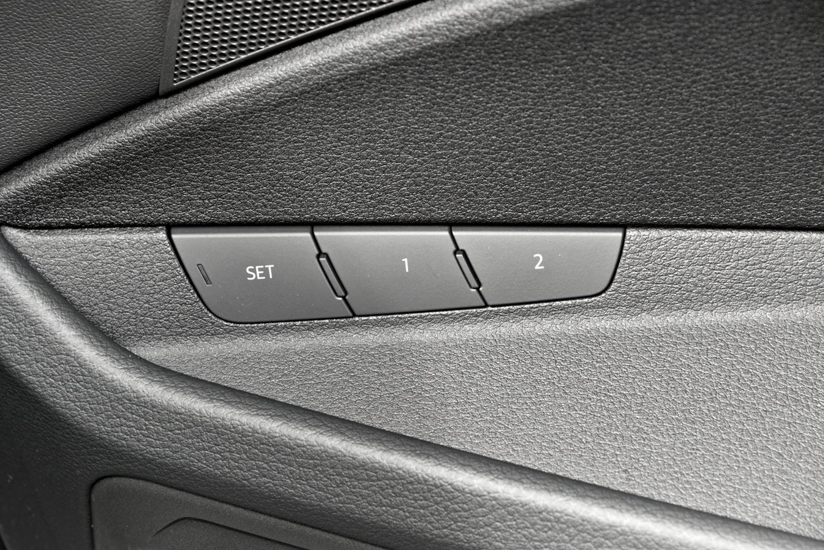 Image about Audi Q8 Sportback e-tron 55 e-tron quattro S line 300,00 kW