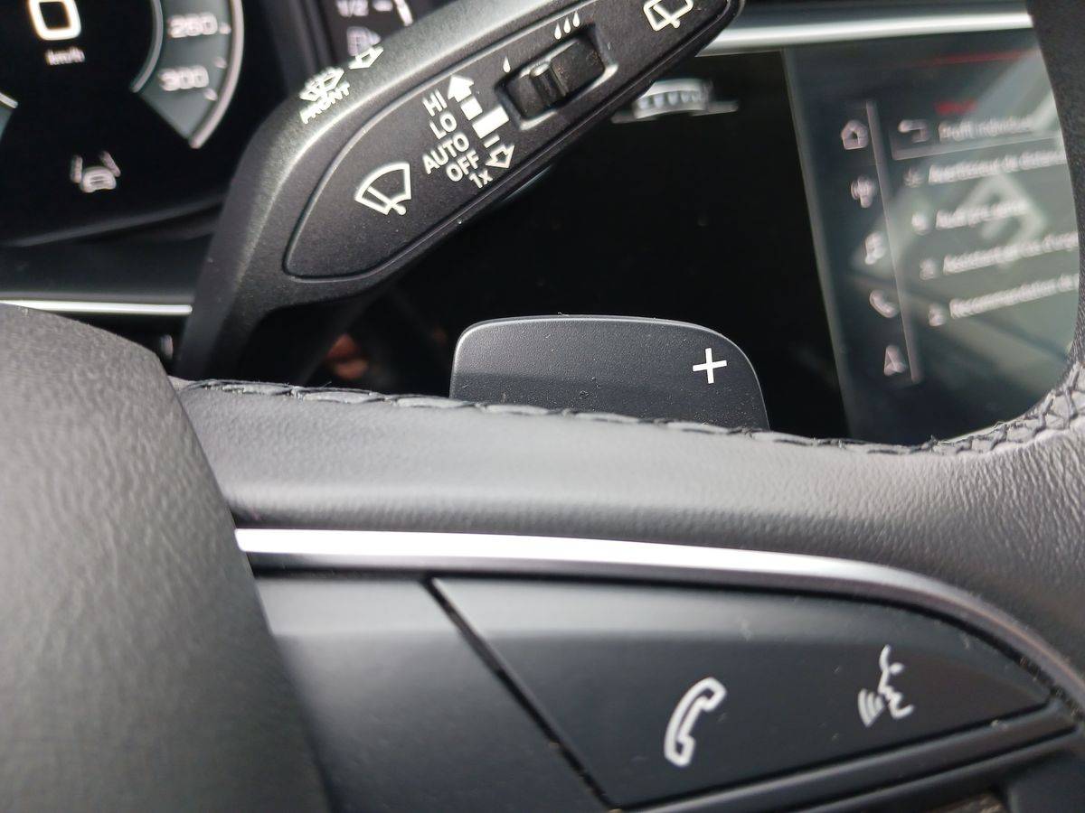 Image about Audi Q8 TFSI e Advanced 55 TFSI e quattro 280 kW (381 ch) tiptronic