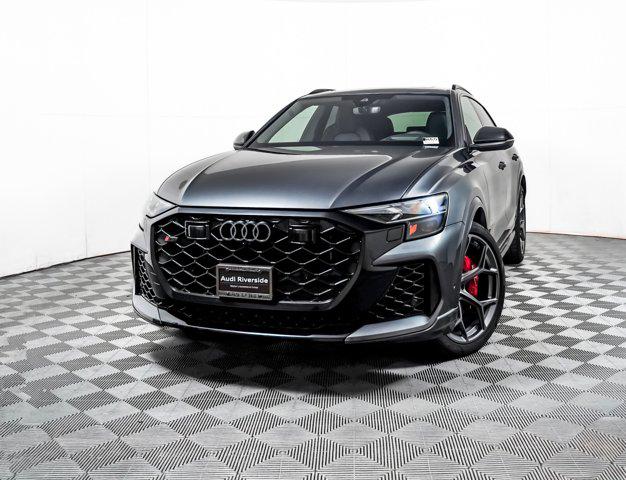2026 Audi RS Q8 -'s photo