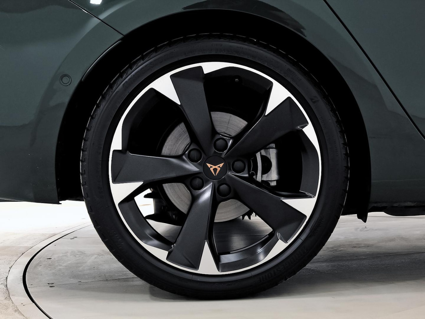 CUPRA Leon León 1.5 TSI e-Hybrid DSG 150 kW (204 CV) — photo 9