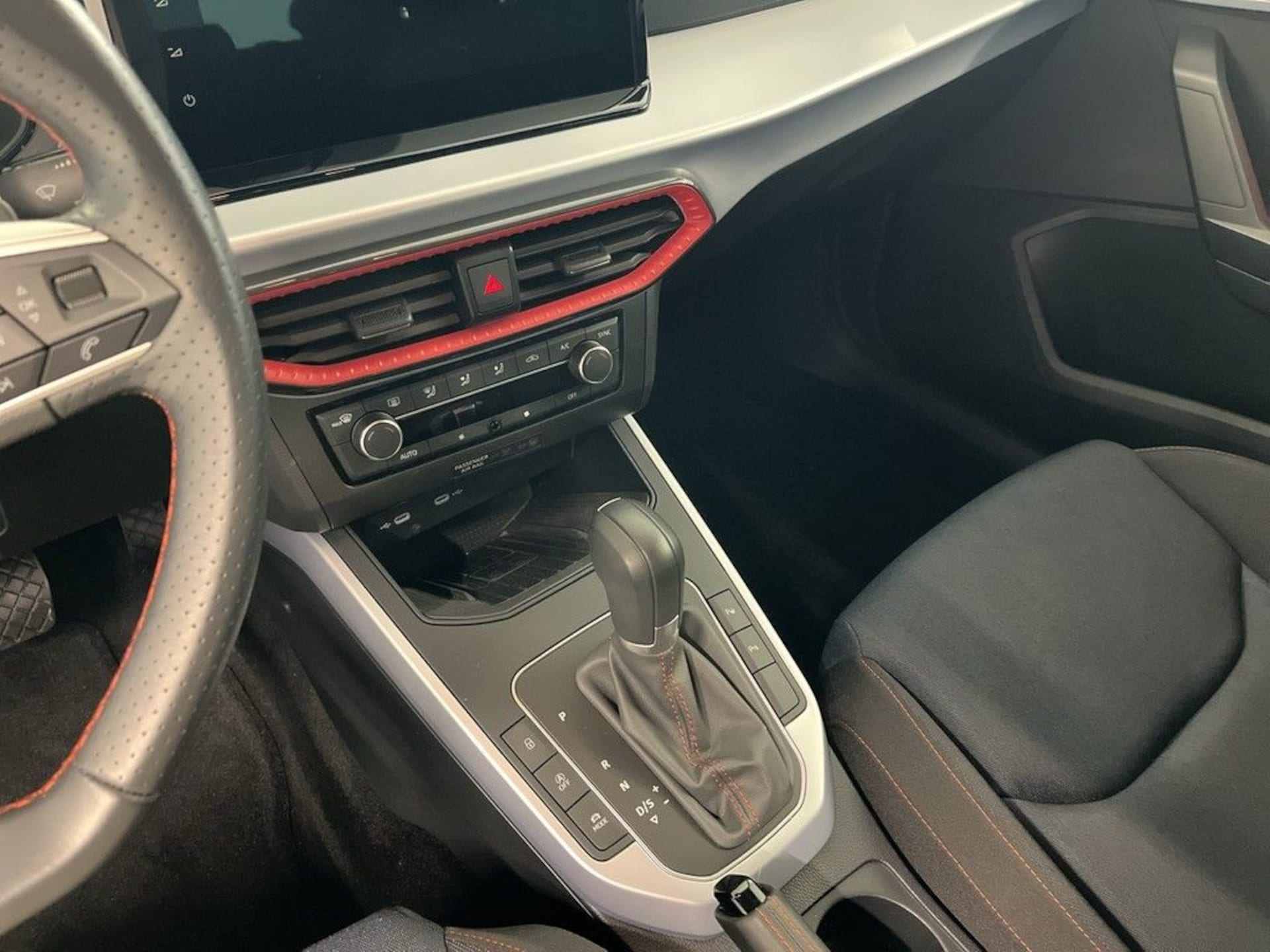 SEAT Arona FR