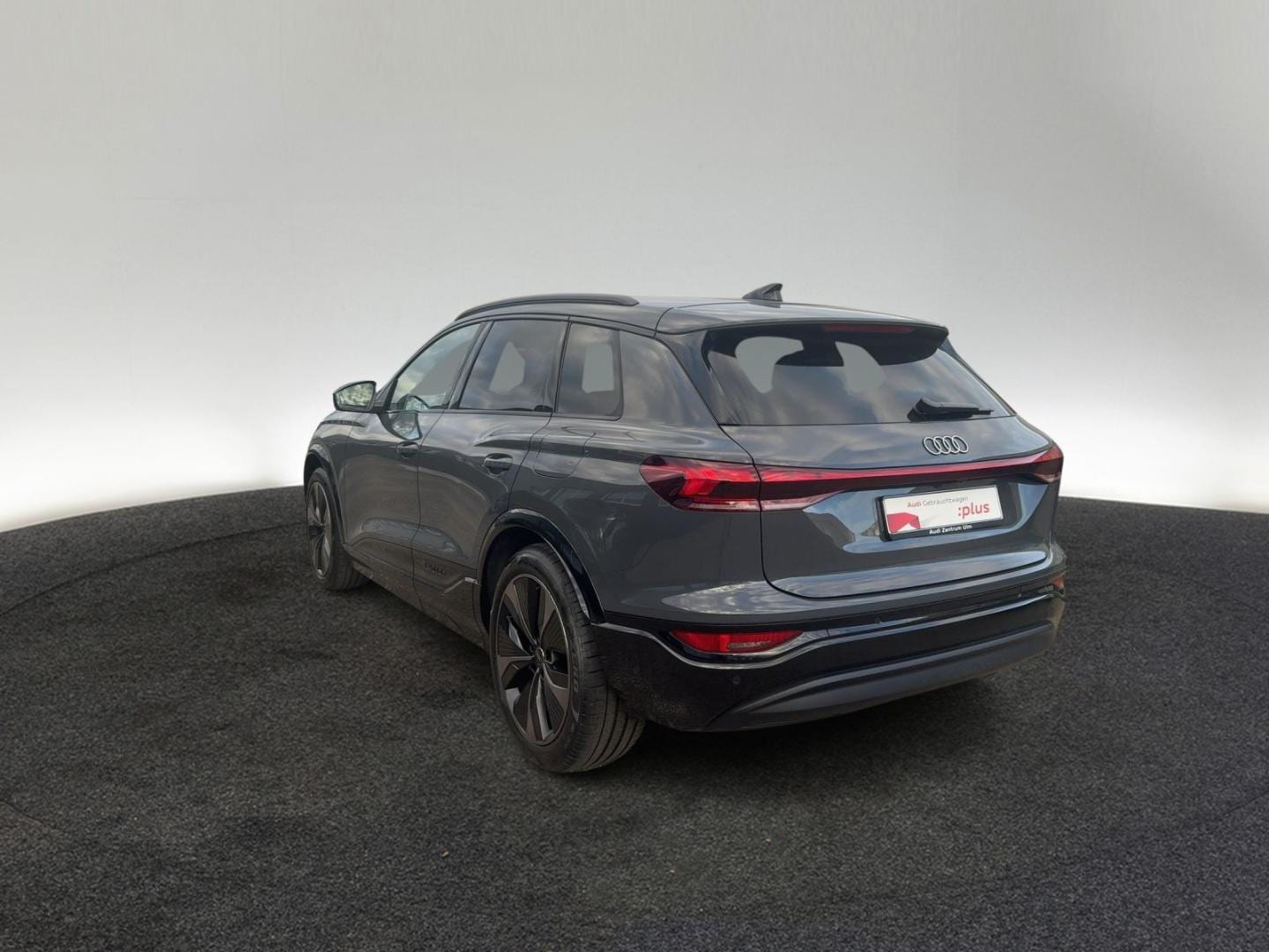 Bild über Audi Q6 SUV e-tron e-tron - für weitere Informationen kontaktieren Sie den Audi Partner