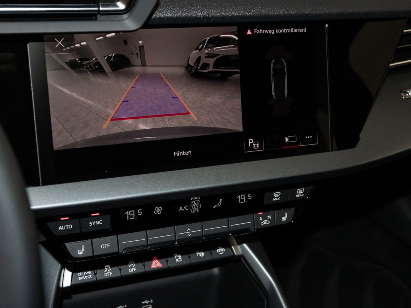 Bild über Audi A3 Sportback 35 TDI S tronic - für weitere Informationen kontaktieren Sie den Audi Partner