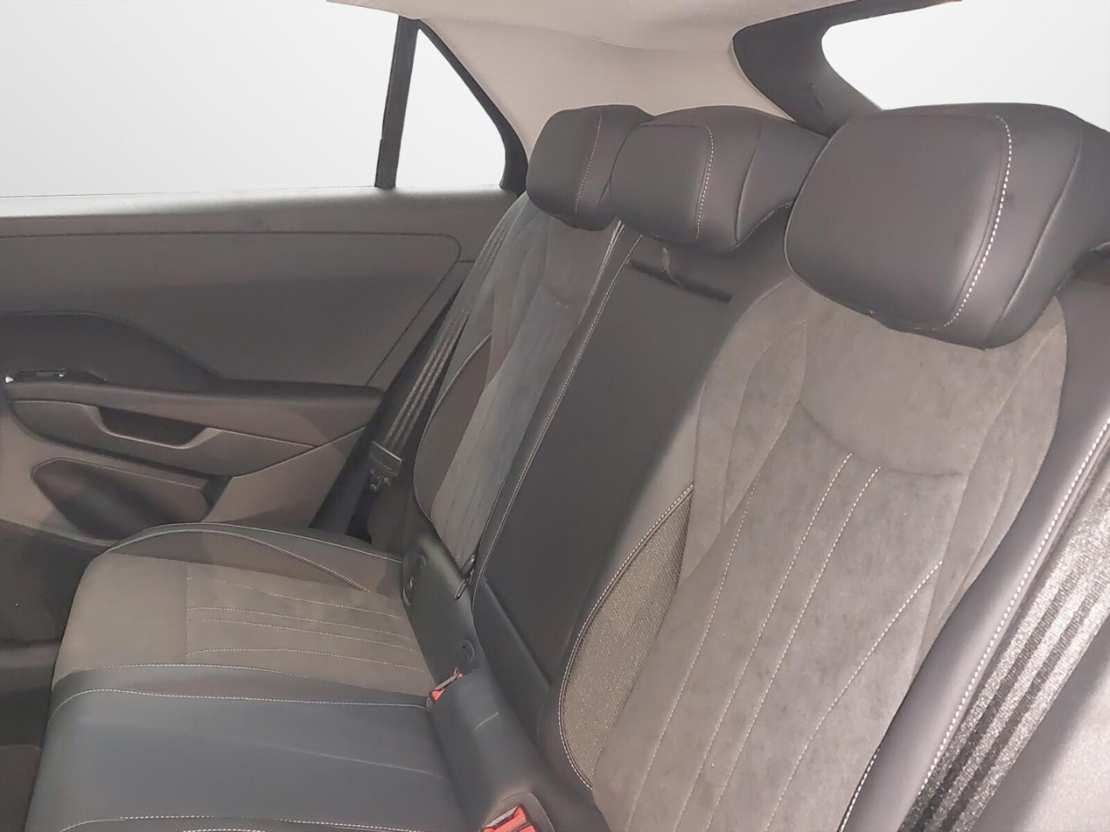 Volkswagen T-Roc – Bild 11