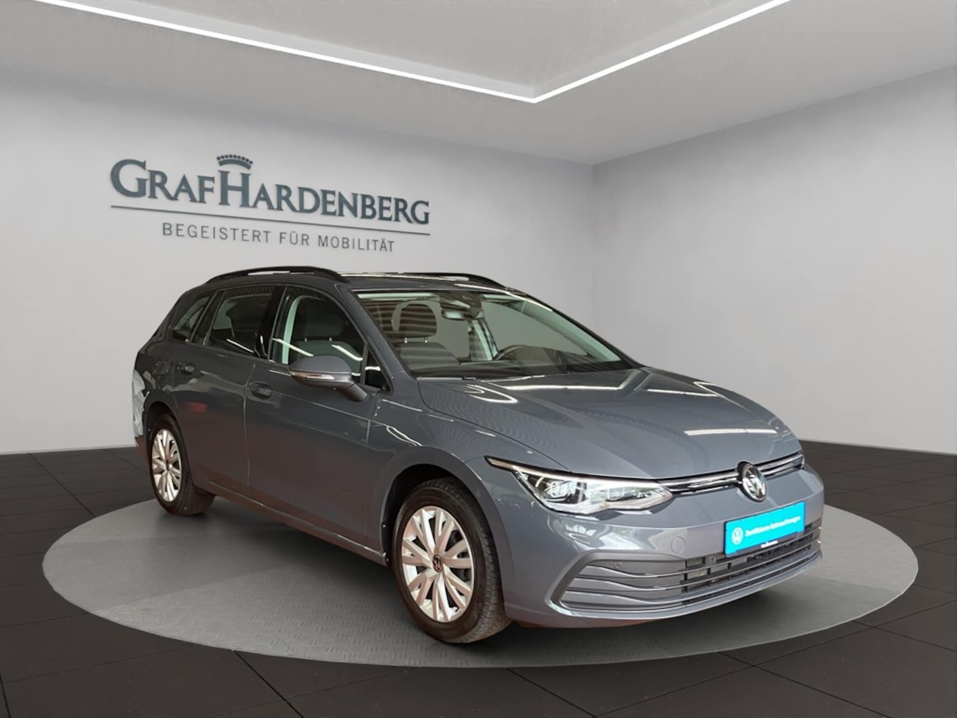 Volkswagen Golf Variant Life