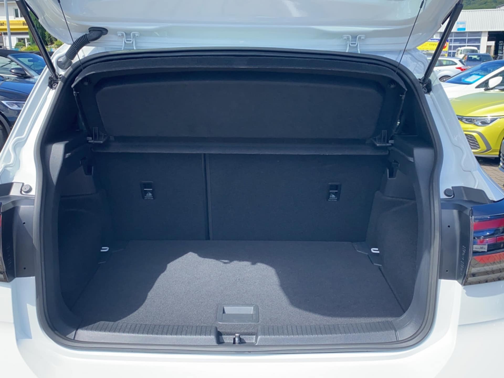 Volkswagen T-Cross Life