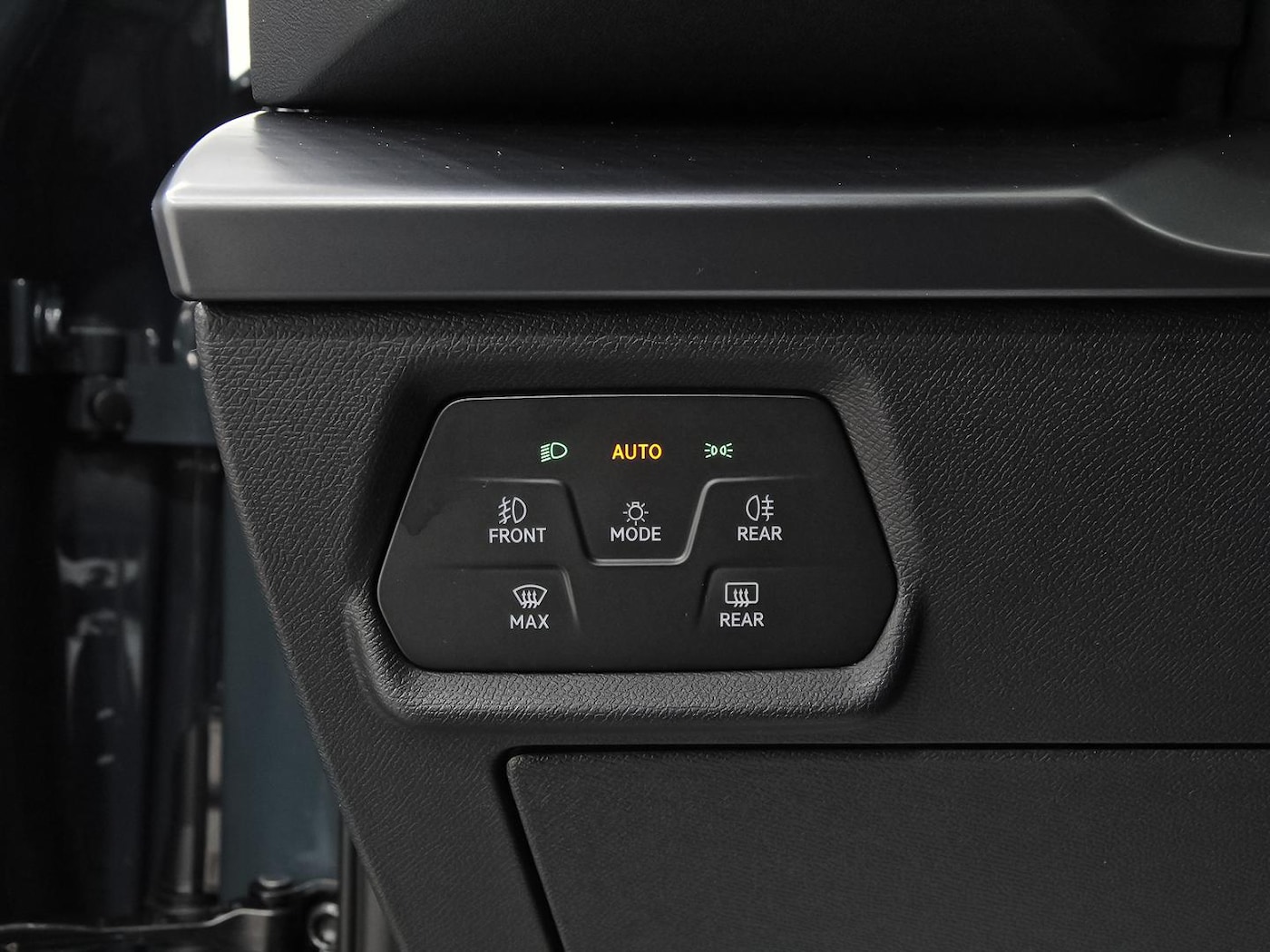 CUPRA Leon León 1.5 TSI e-Hybrid DSG 150 kW (204 CV) — photo 12