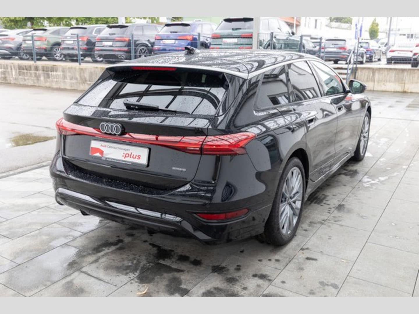 Bild über Audi A6 Avant e-tron e-tron quattro - für weitere Informationen kontaktieren Sie den Audi Partner