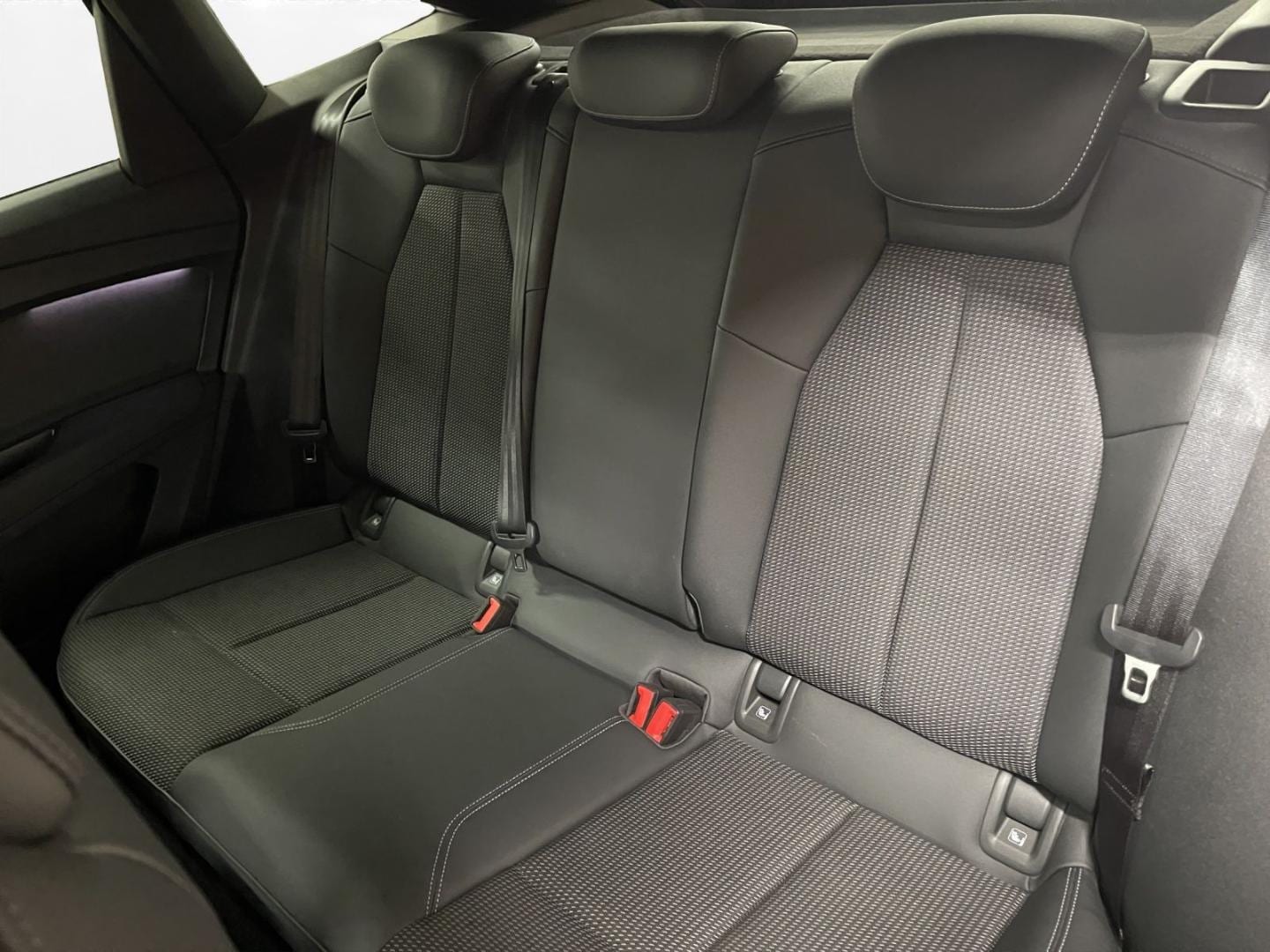 Bild über Audi Q4 Sportback e-tron 40 e-tron - für weitere Informationen kontaktieren Sie den Audi Partner