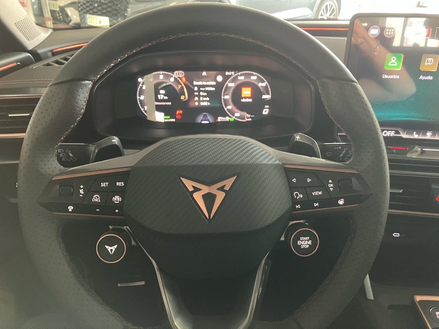 CUPRA Leon León 1.5 eTSI DSG 110 kW (150 CV) — photo 18