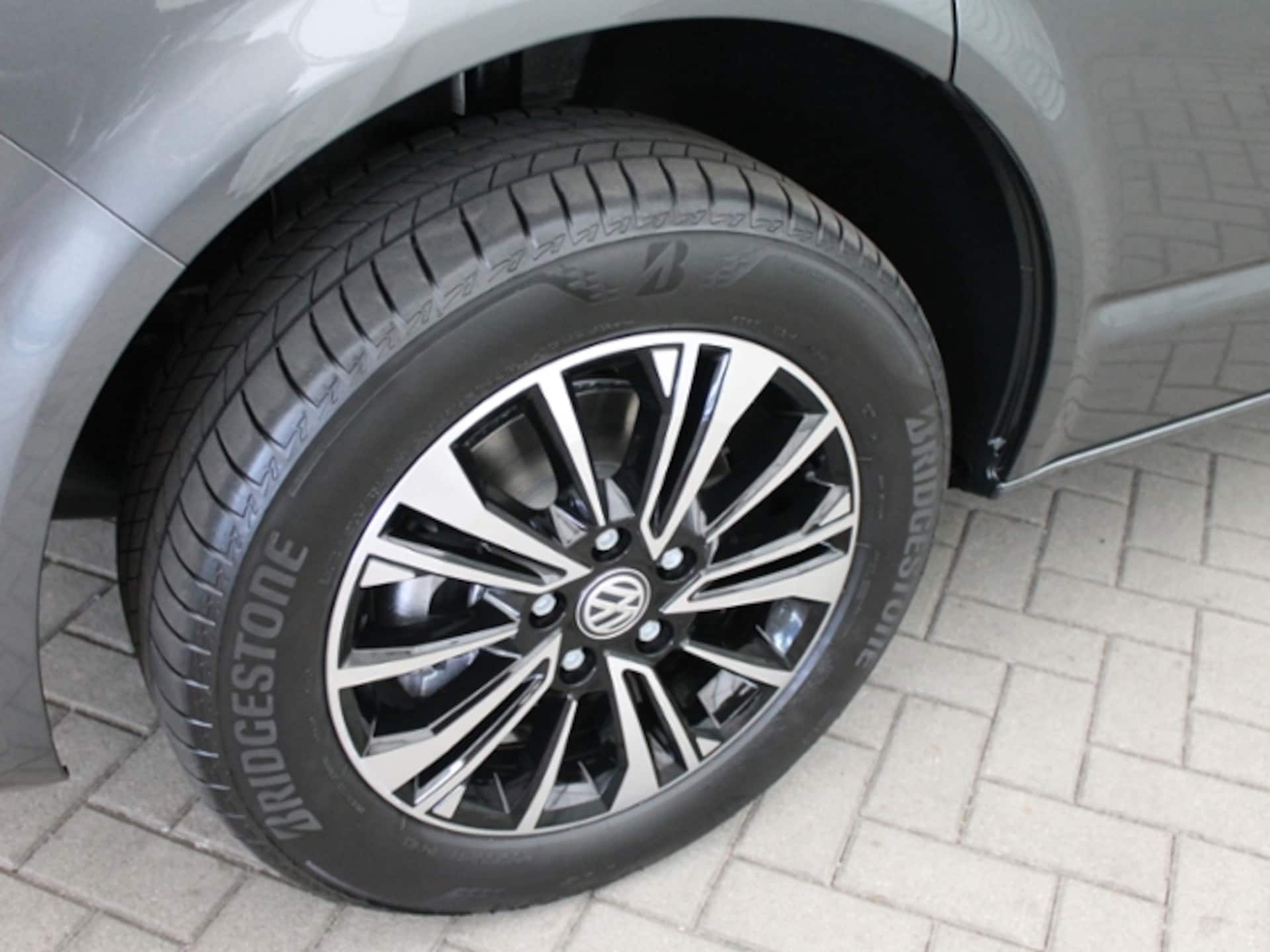 Volkswagen T6.1 Caravelle kurzer Radstand Comfortline