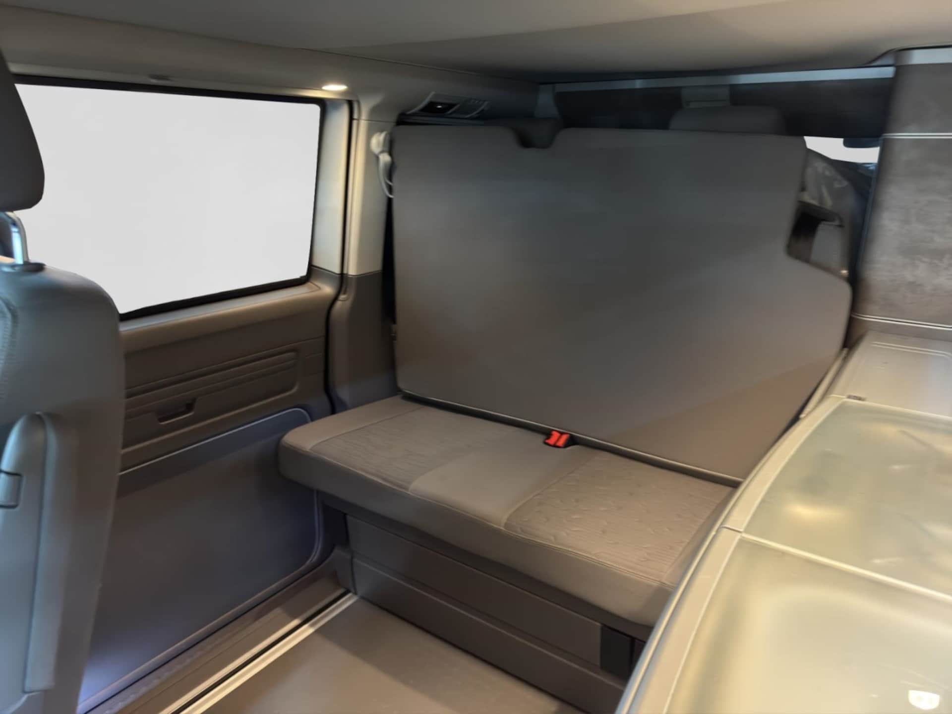 Volkswagen T6.1 California Ocean
