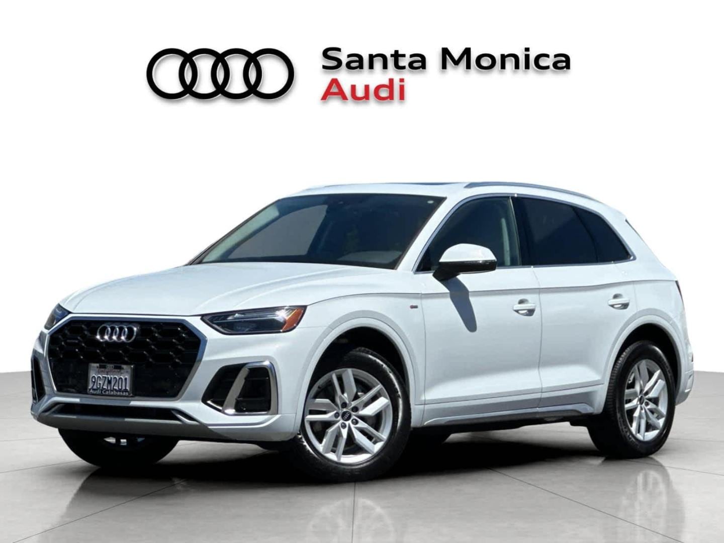 2023 Audi Q5 45 Premium's photo