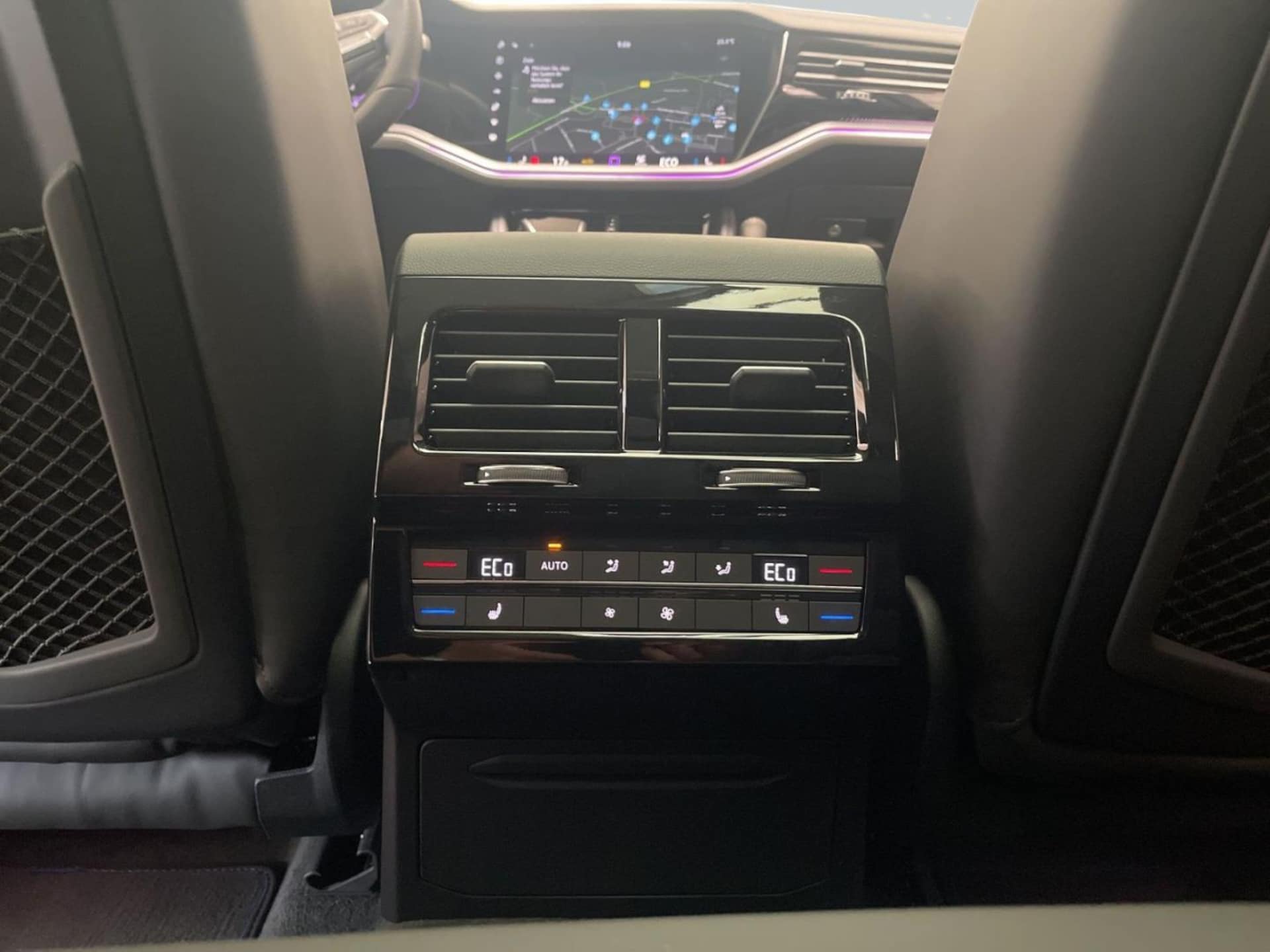 Volkswagen Touareg R