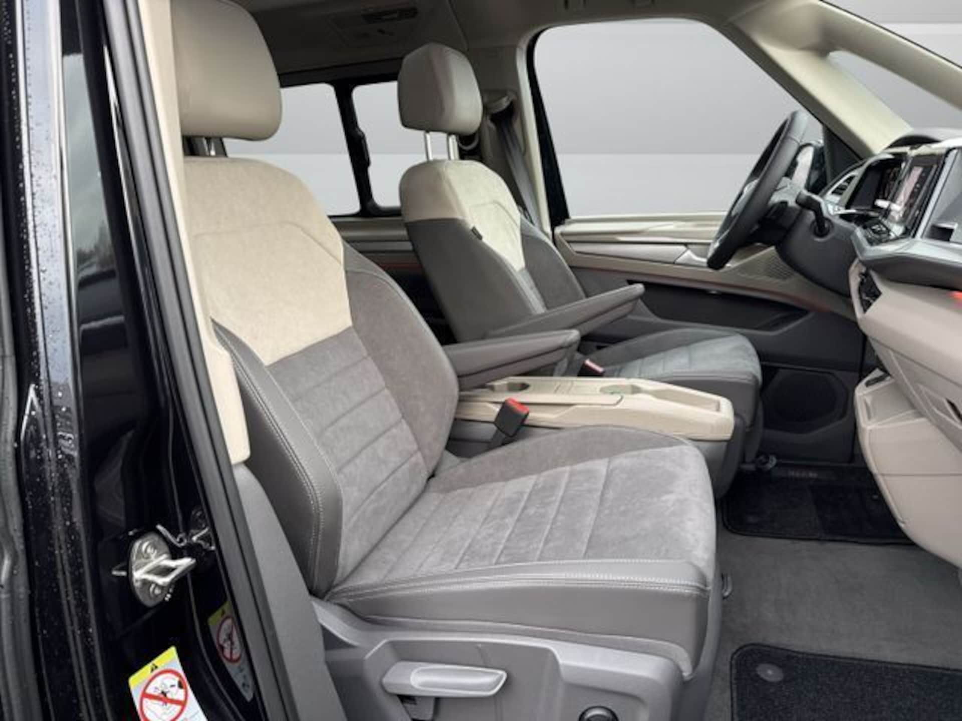 Volkswagen Multivan Langversion Style
