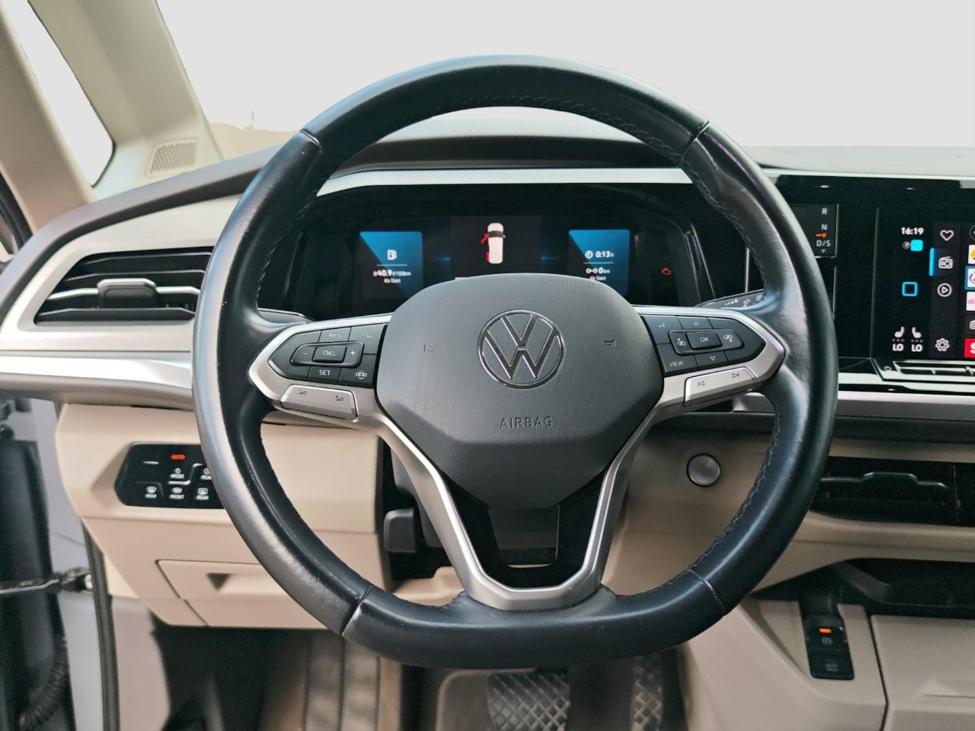 Volkswagen Multivan Life