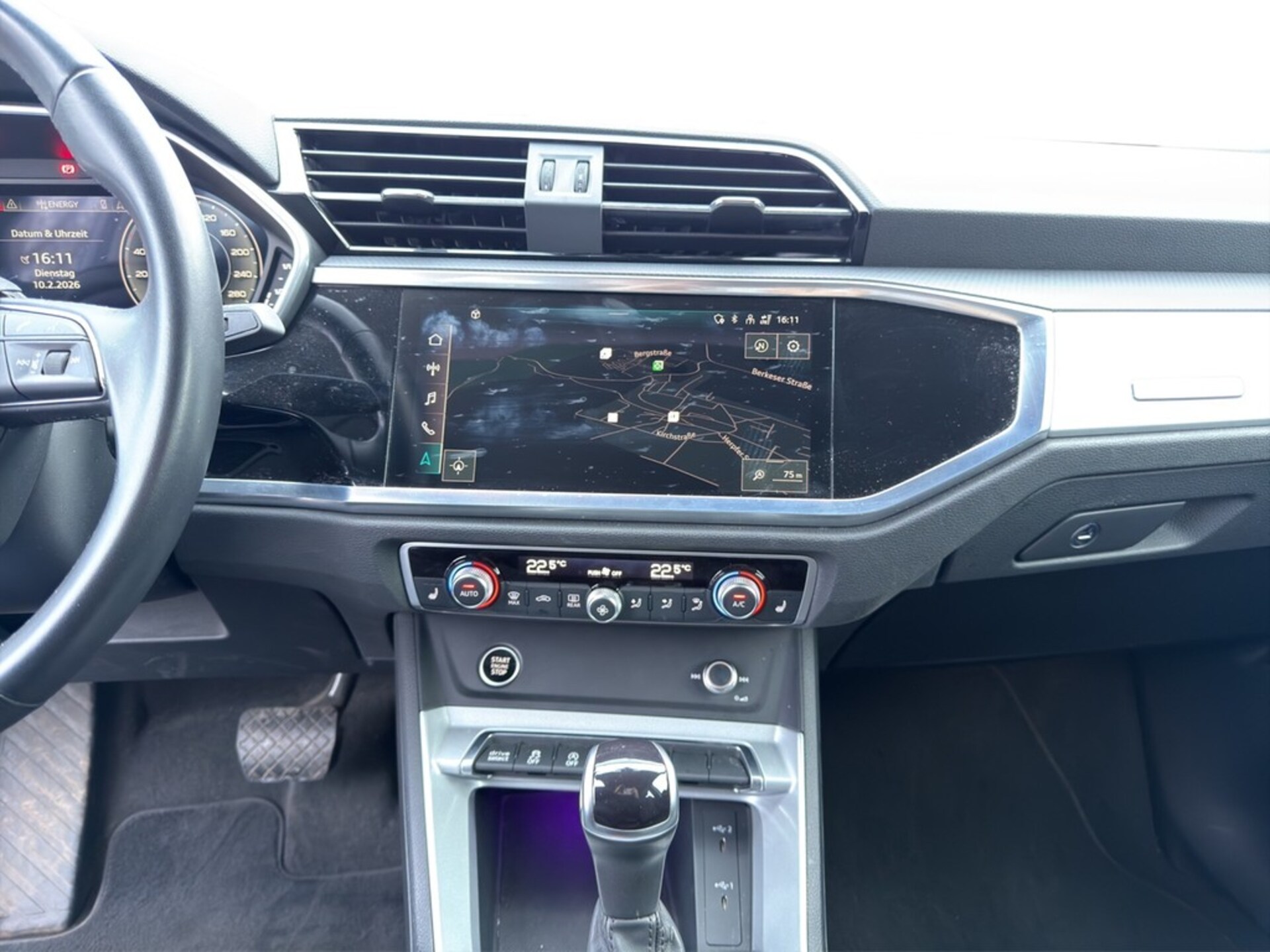 Audi Q3 Sportback S line