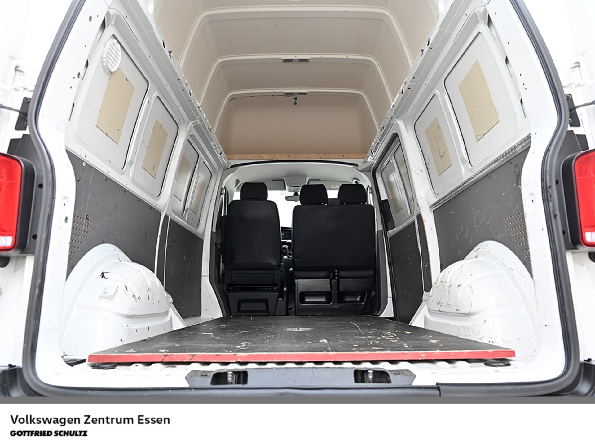 Volkswagen T6.1 Transporter Kasten langer Radstand