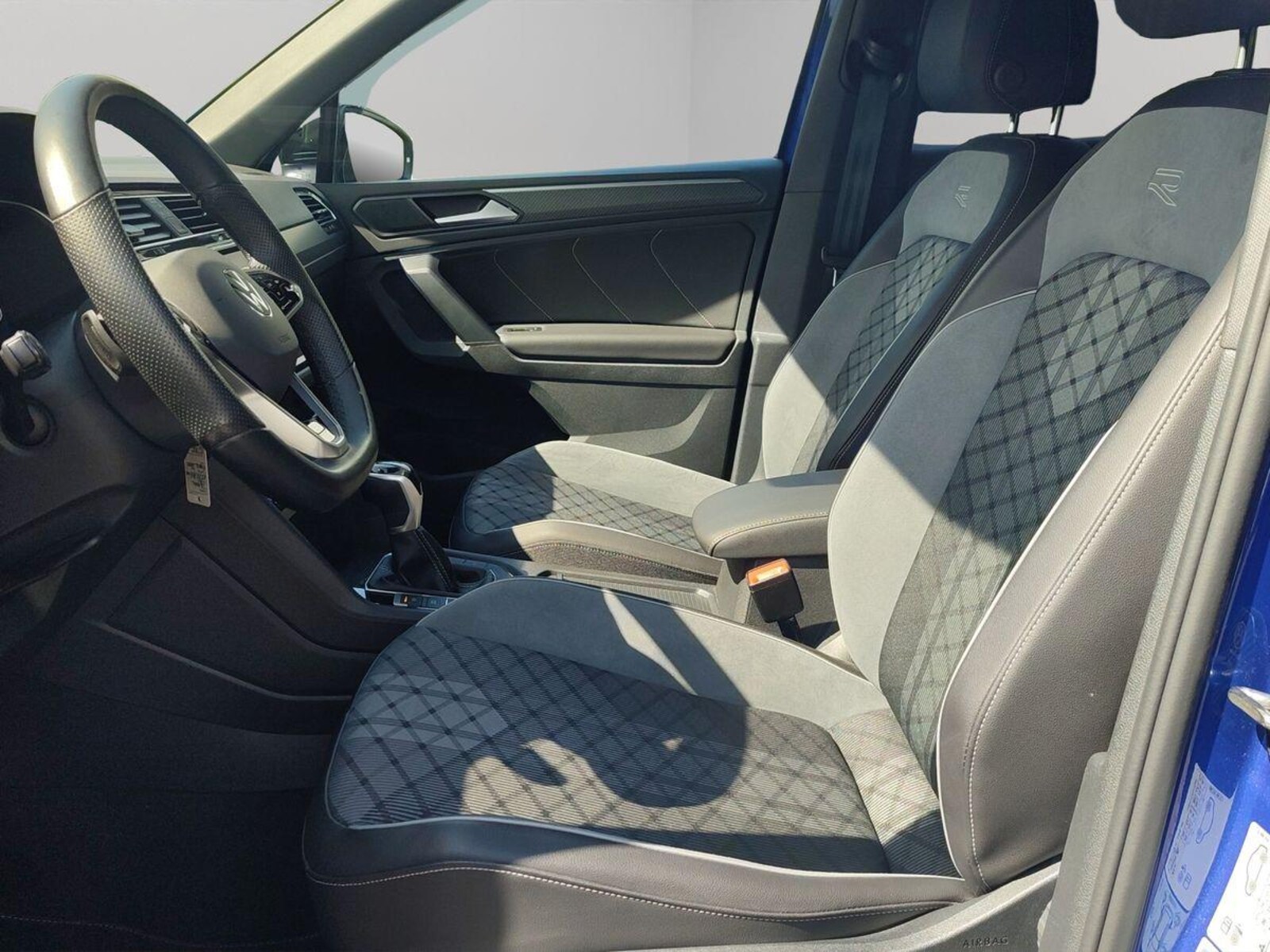 Volkswagen Tiguan – Bild 8