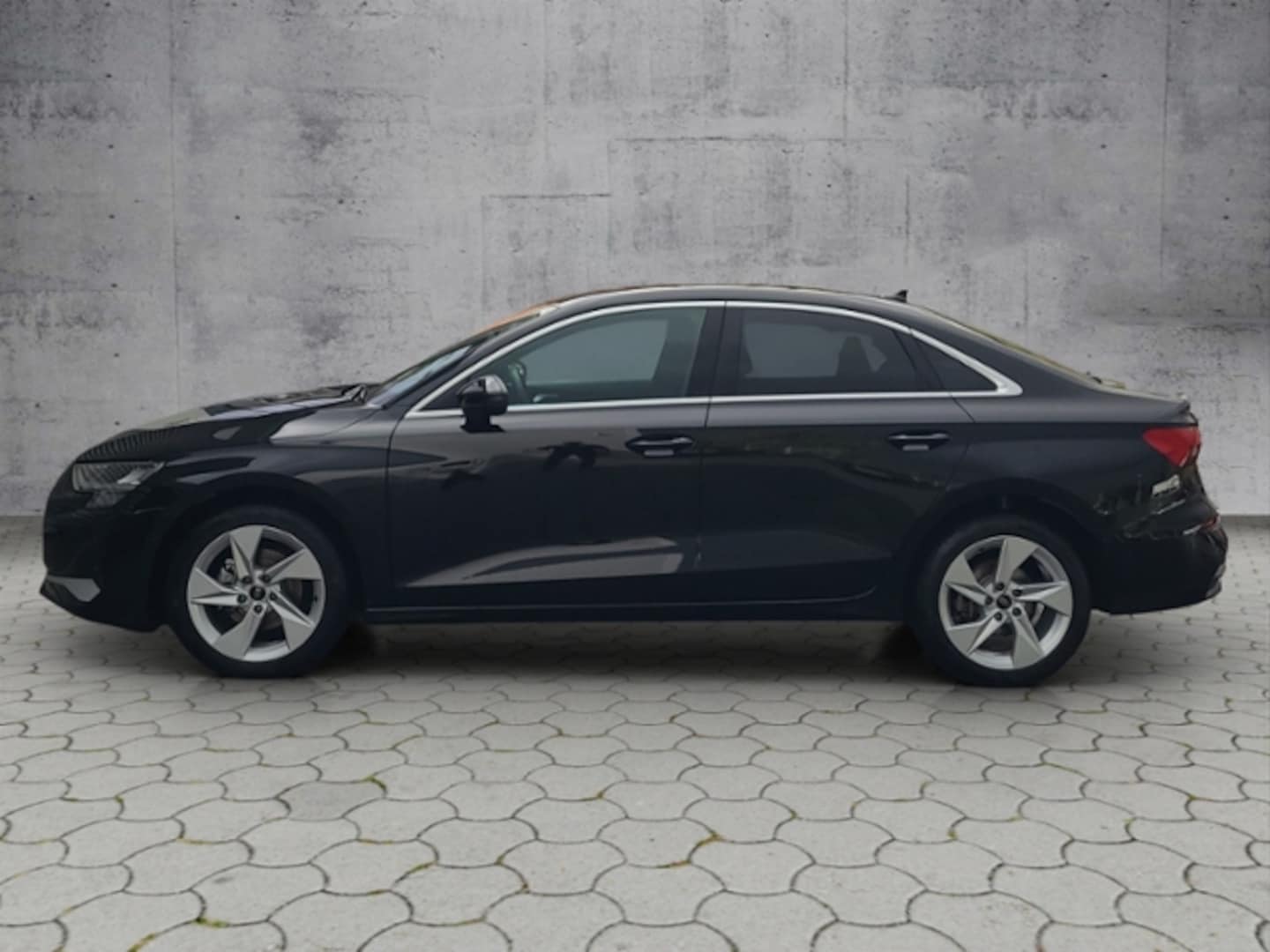 Bild über Audi A3 Limousine advanced 35 TFSI S tronic - für weitere Informationen kontaktieren Sie den Audi Partner