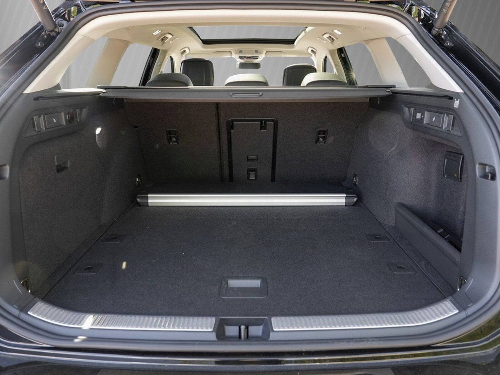 Volkswagen Passat – Bild 6
