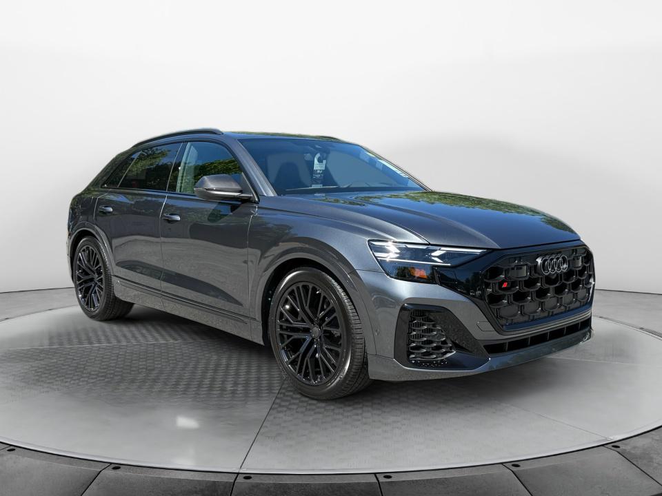 2026 Audi SQ8 Prestige quattro's photo