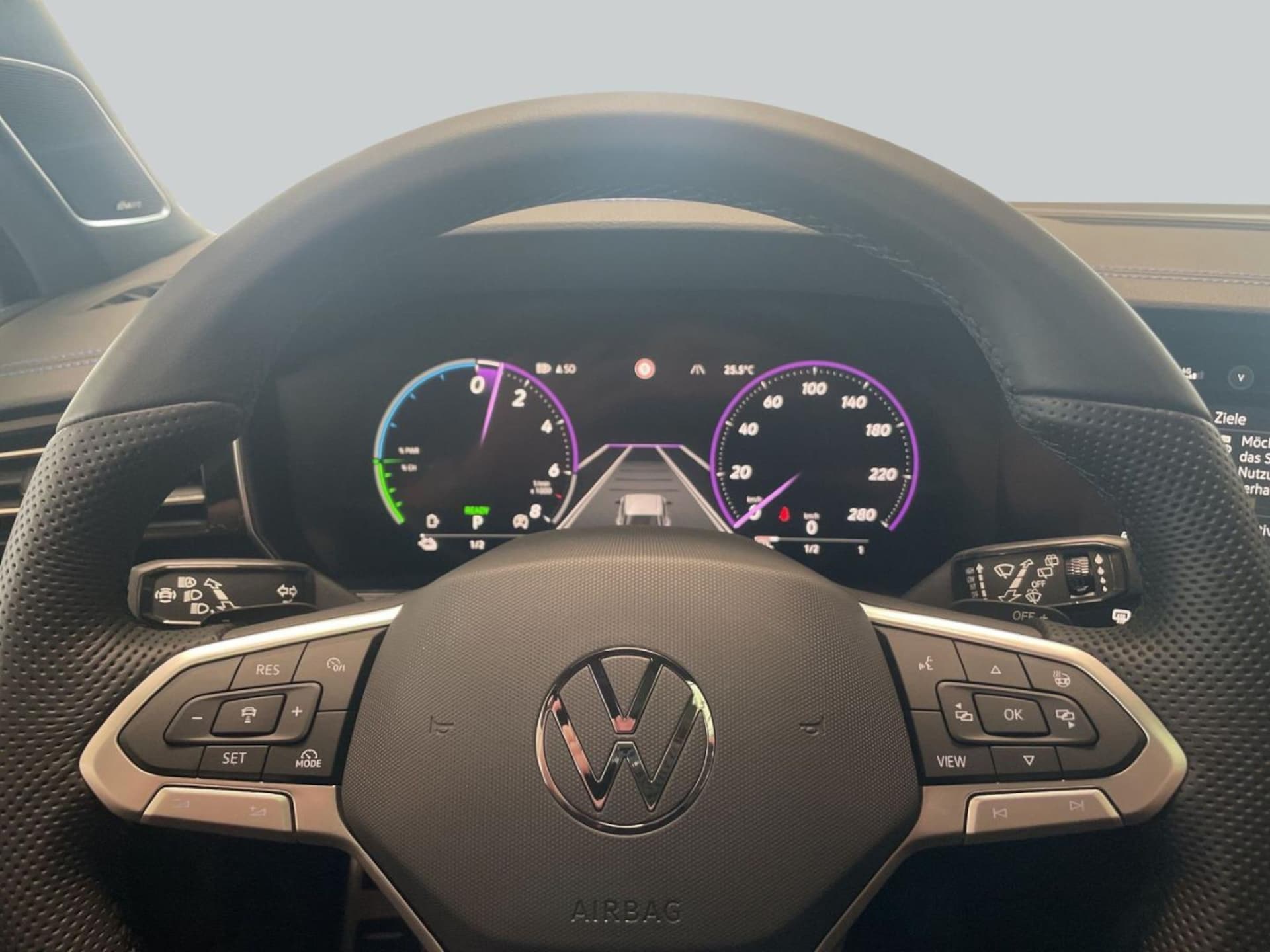 Volkswagen Touareg R
