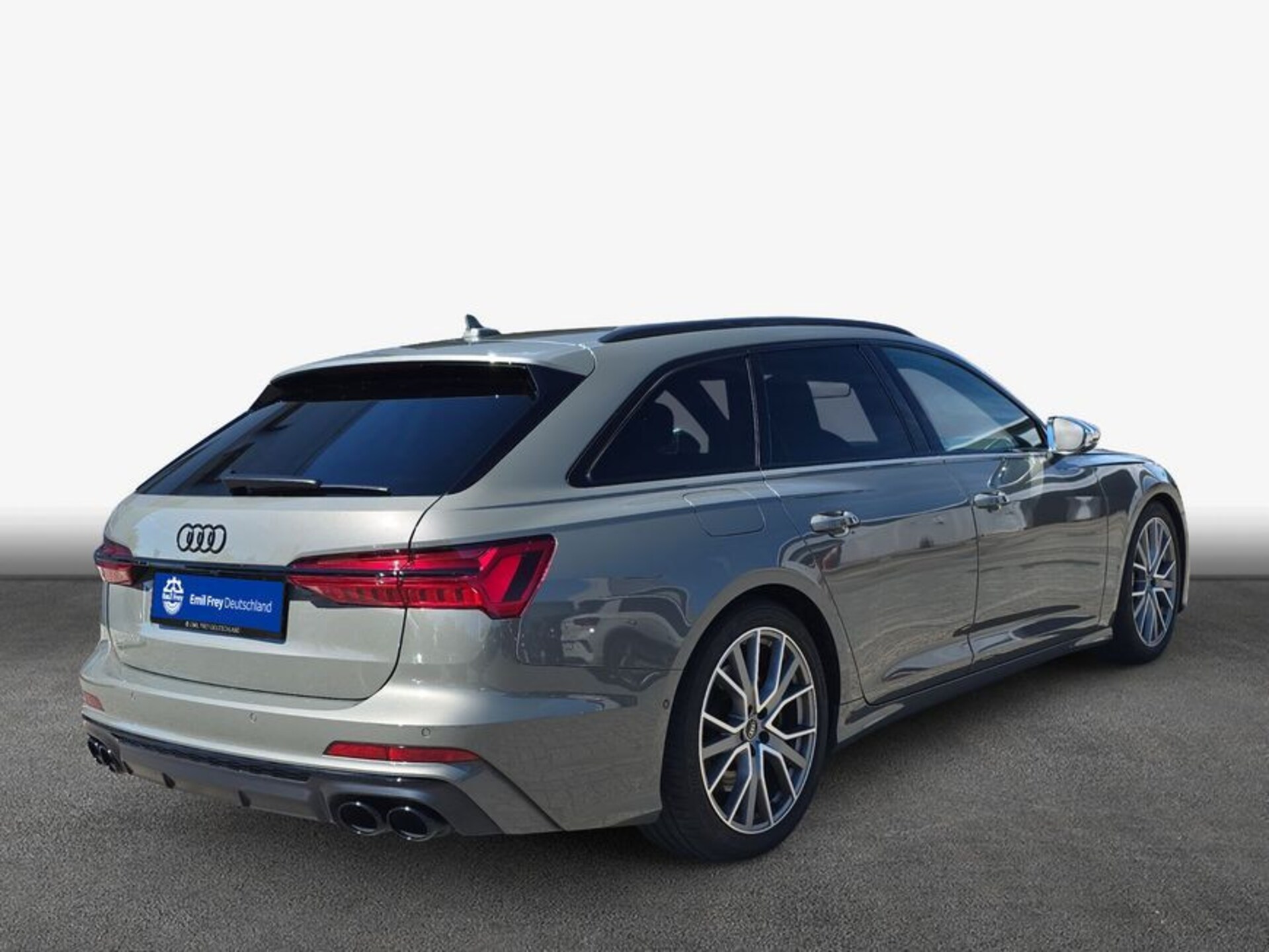 Audi S6 Avant