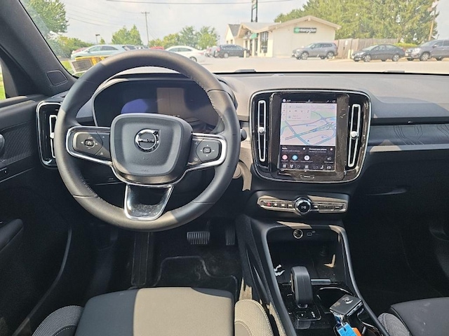 2023 Volvo C40 Recharge Pure Electric