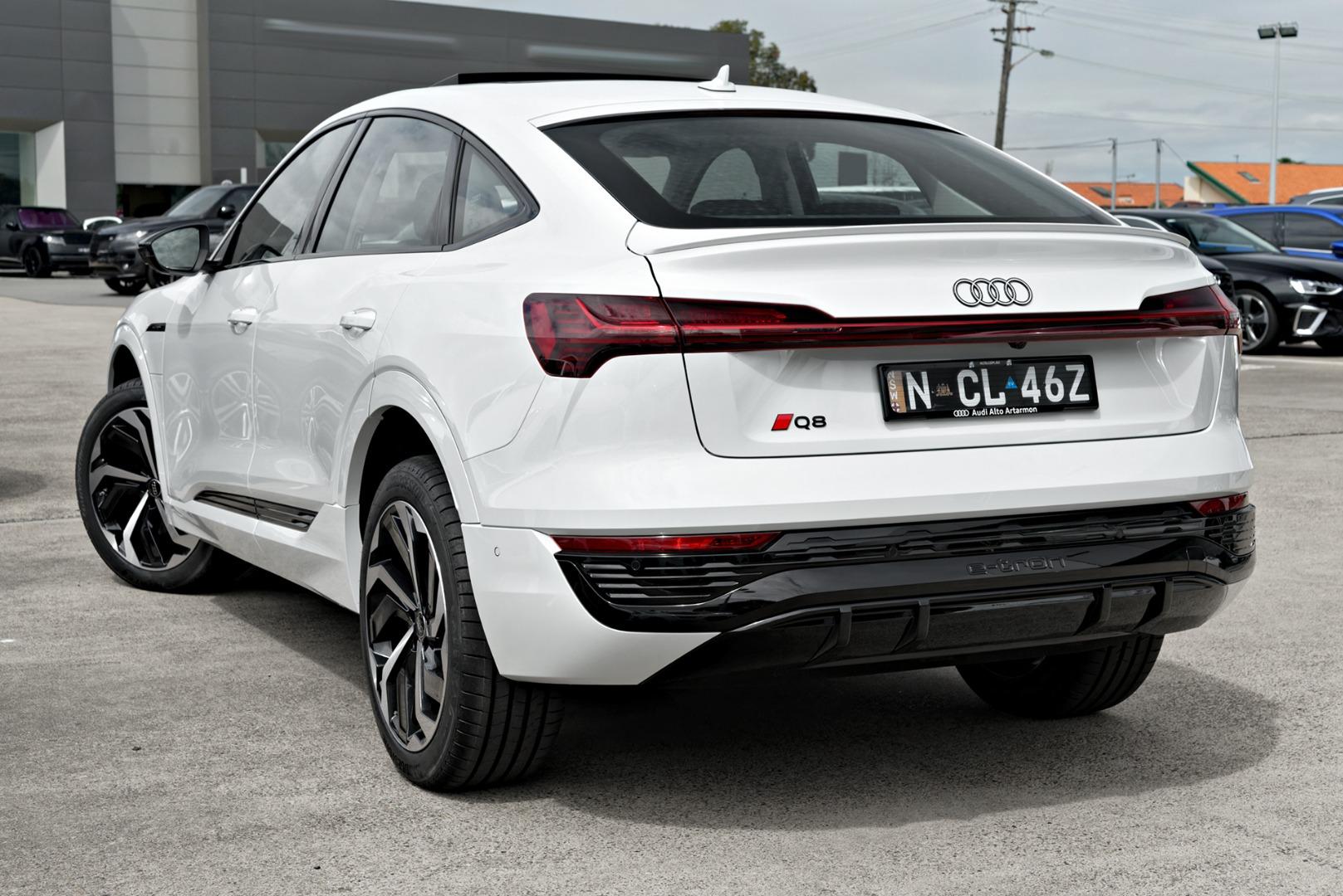 Image about Audi Q8 Sportback e-tron 55 e-tron quattro S line 300,00 kW