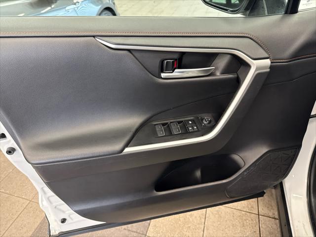 2023 TOYOTA RAV4 - Image 20