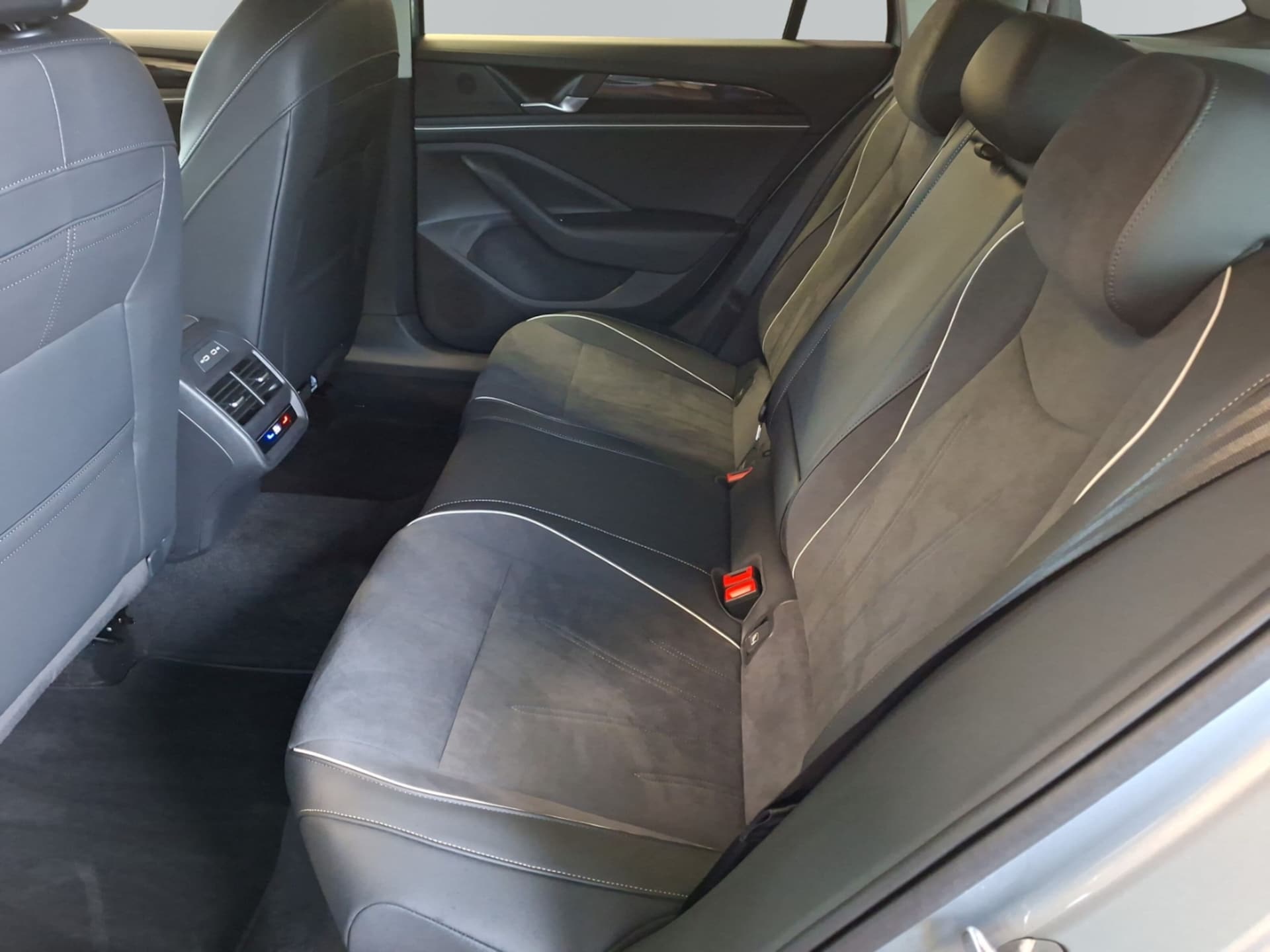 Volkswagen Passat Business