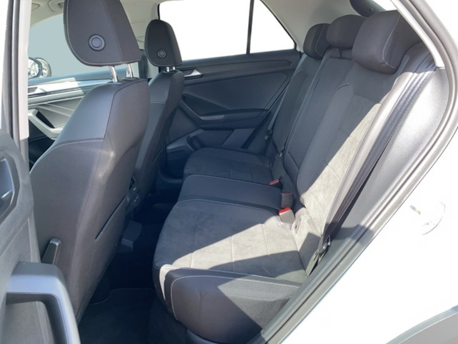 Volkswagen T-Roc – Bild 11