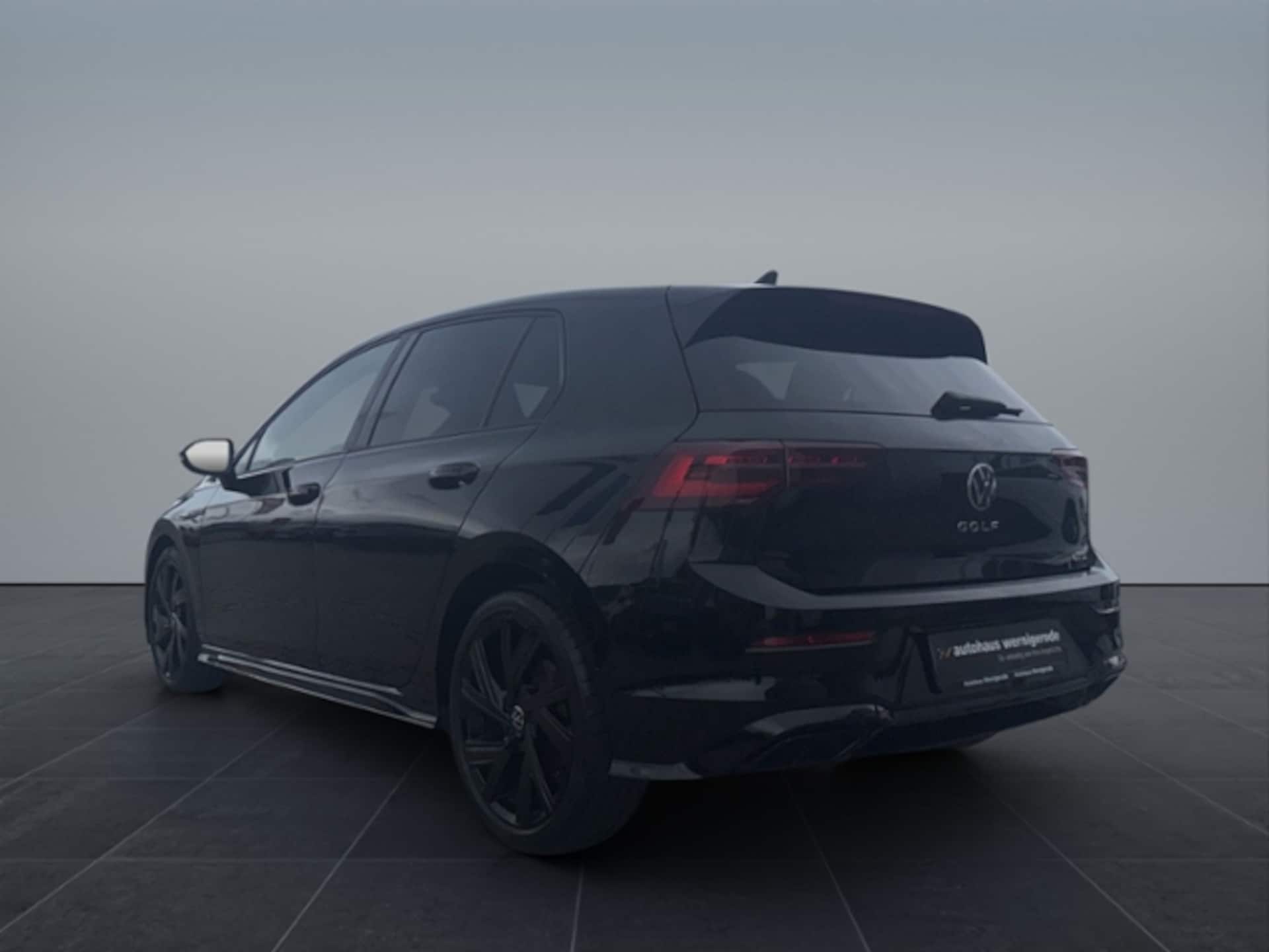 Volkswagen Golf R-Line