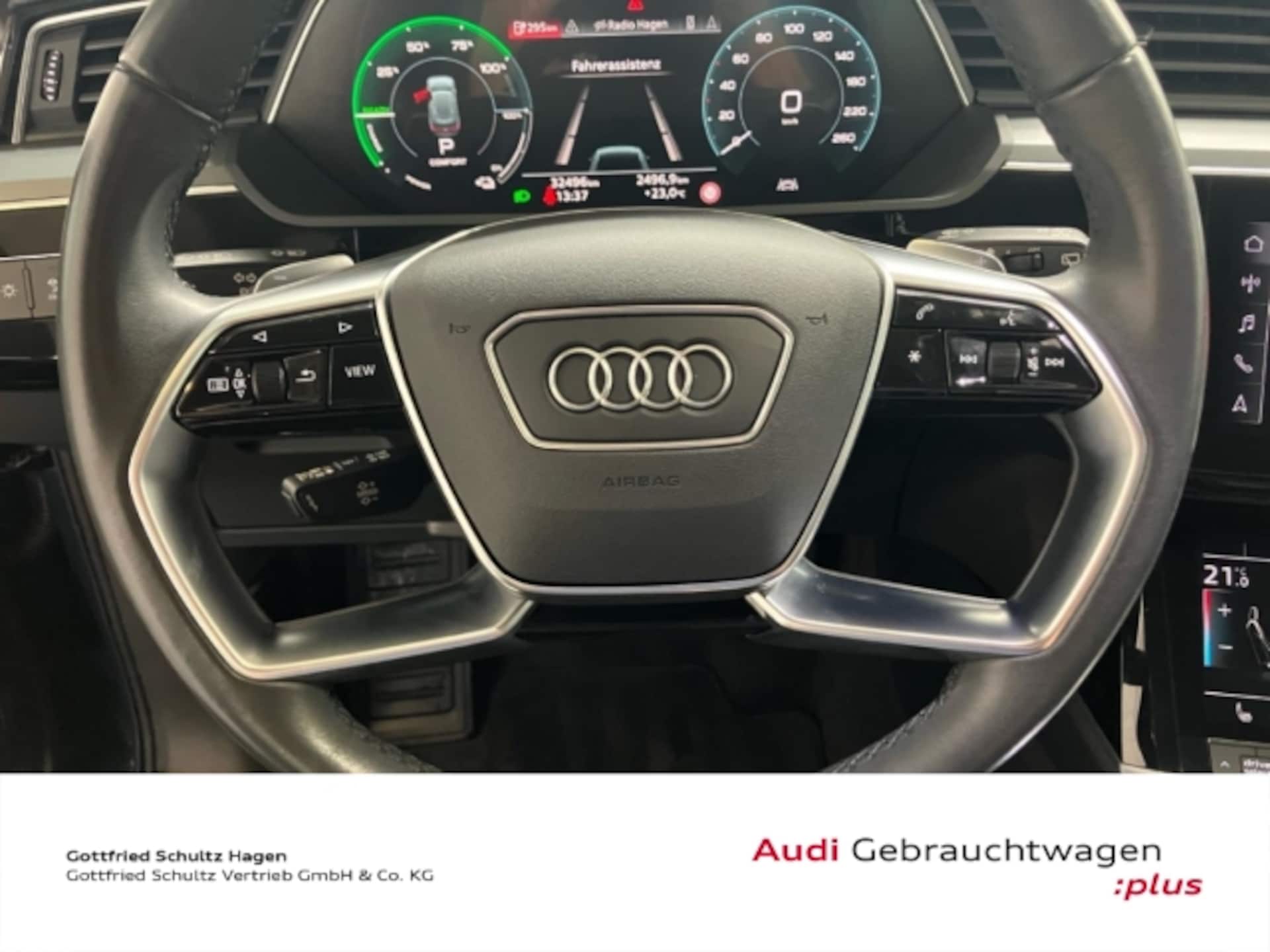 Audi Q8 e-tron S line