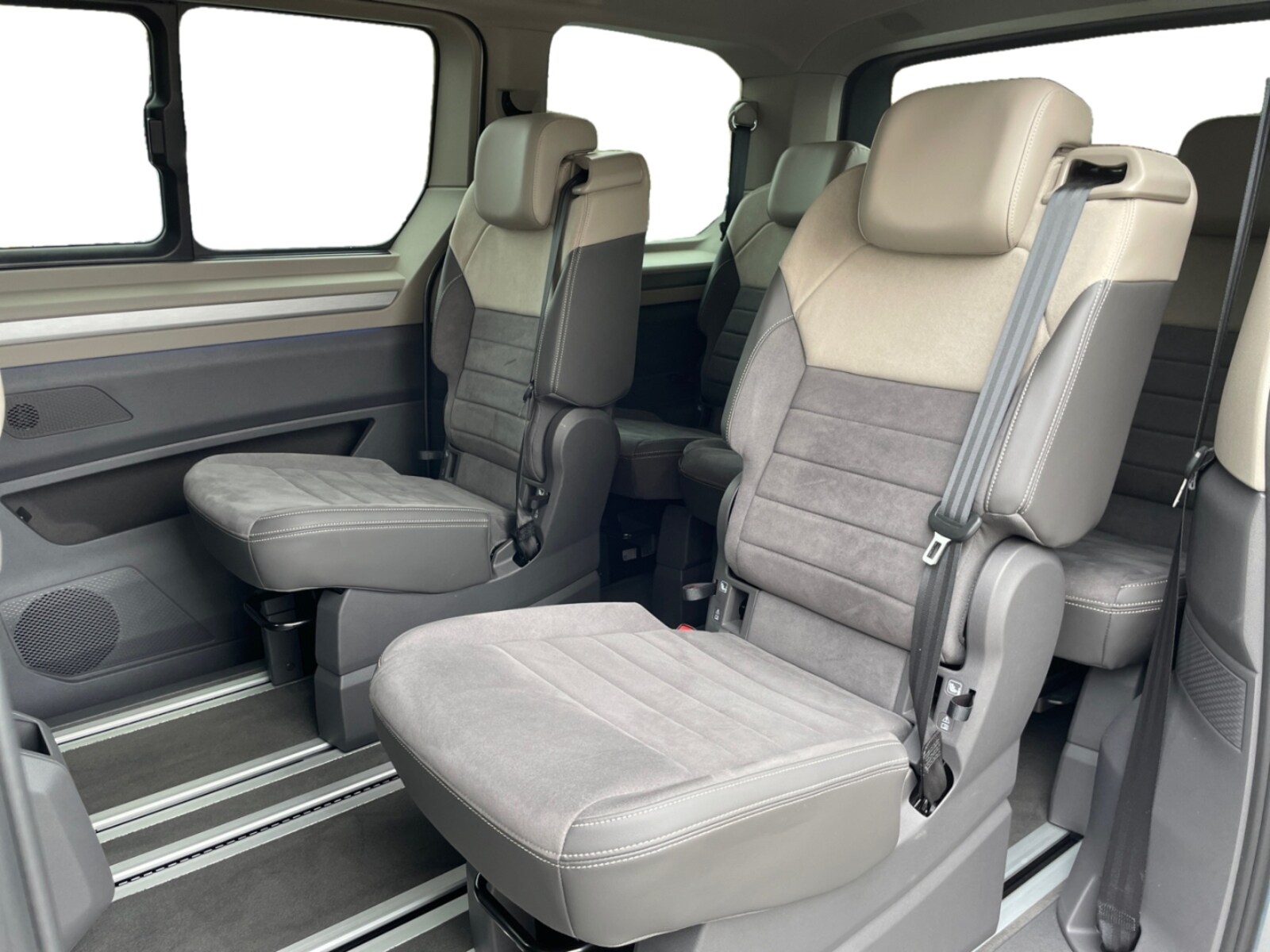 Volkswagen Multivan – Bild 13