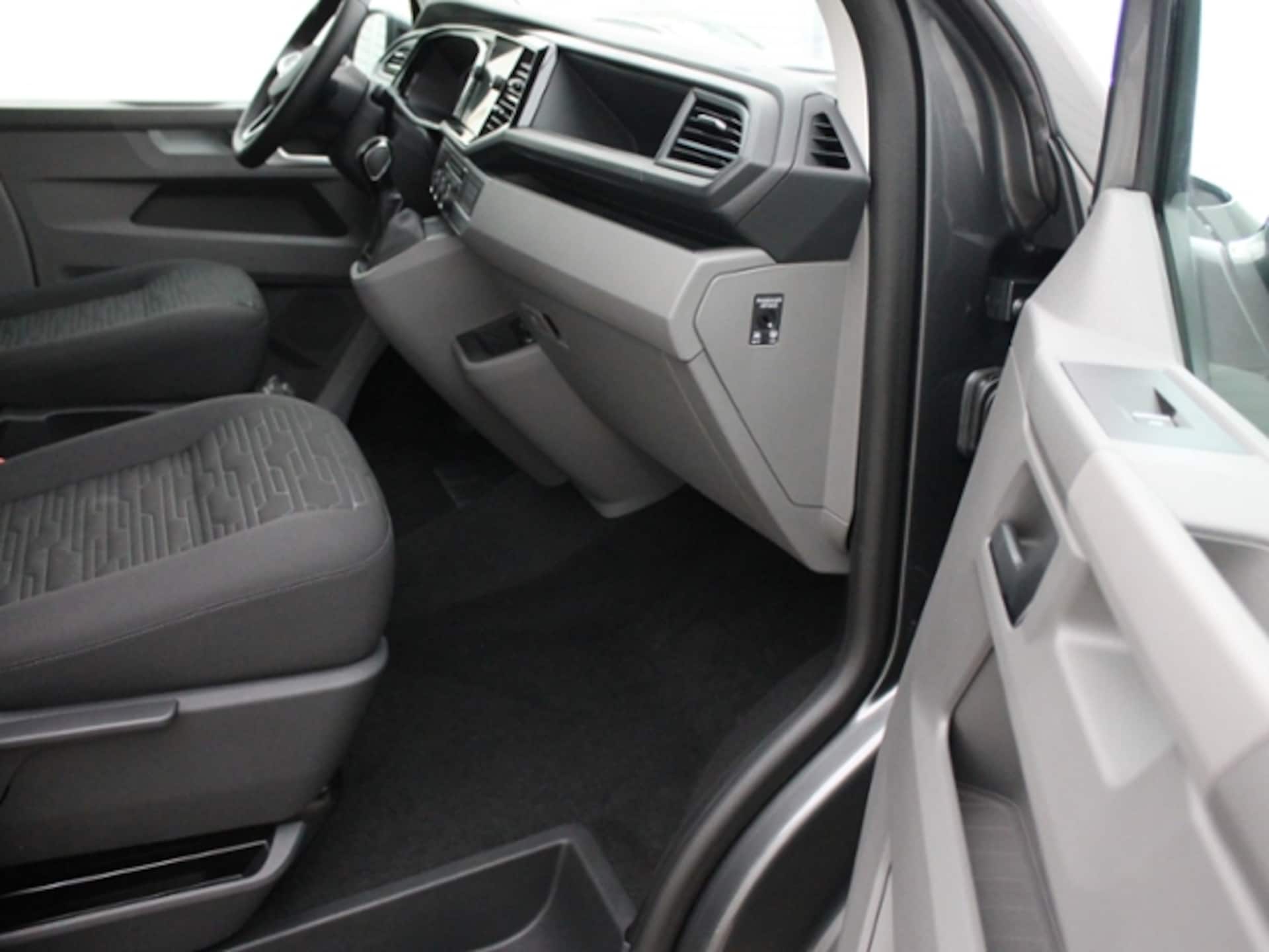 Volkswagen T6.1 Caravelle kurzer Radstand Comfortline