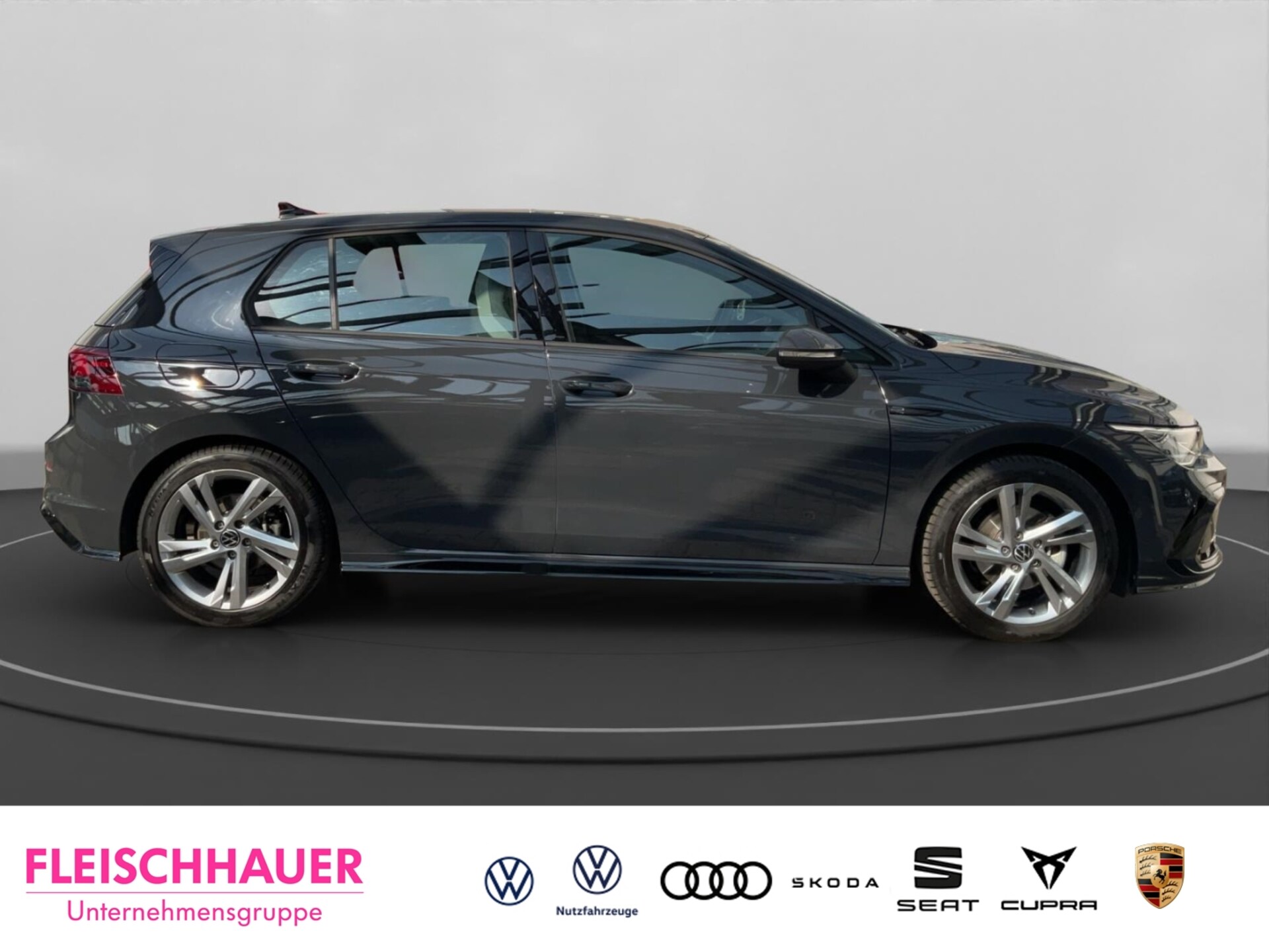 Volkswagen Golf R-Line