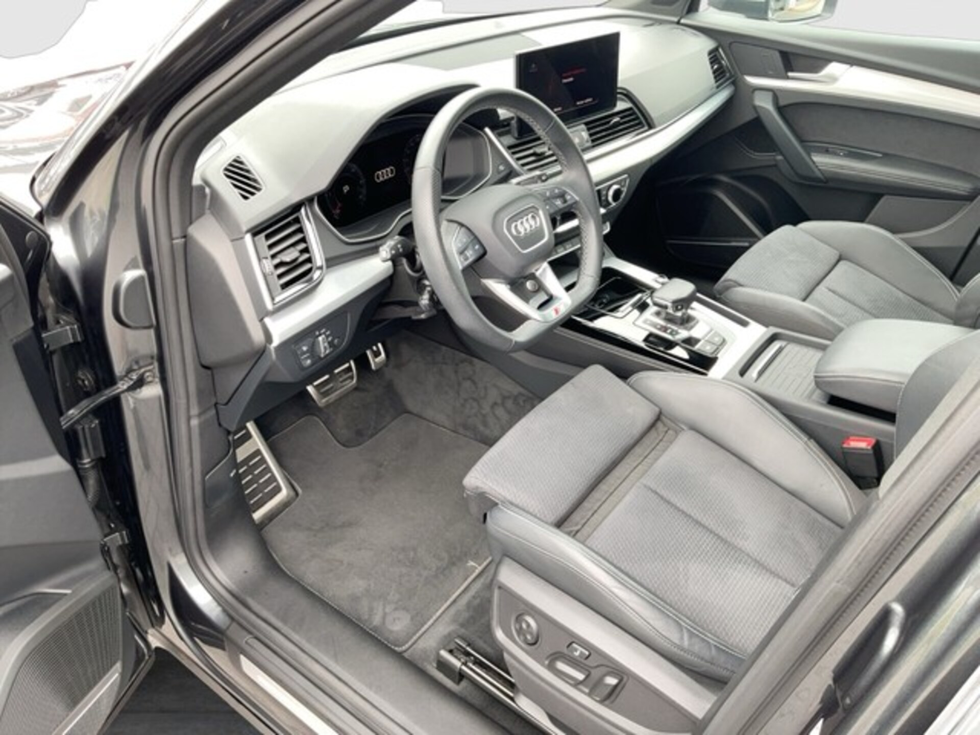 Audi SQ5 SUV