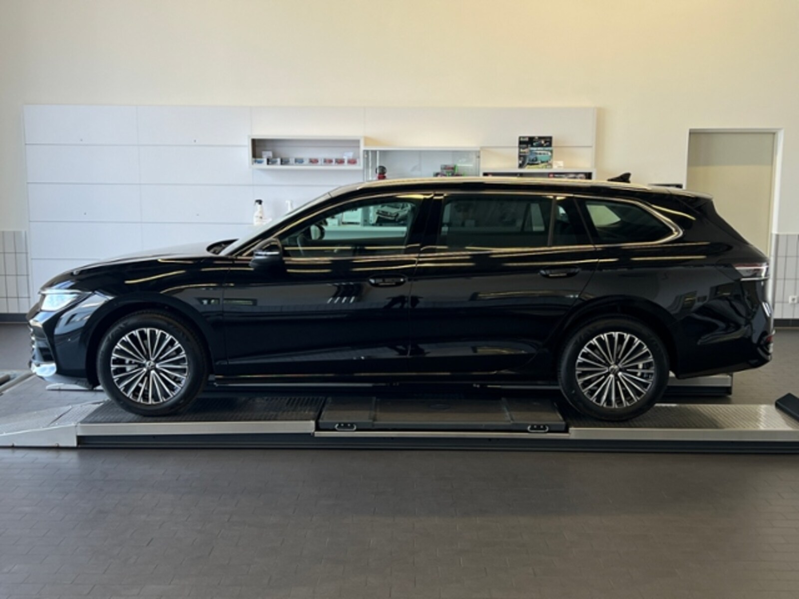 Volkswagen Passat – Bild 3
