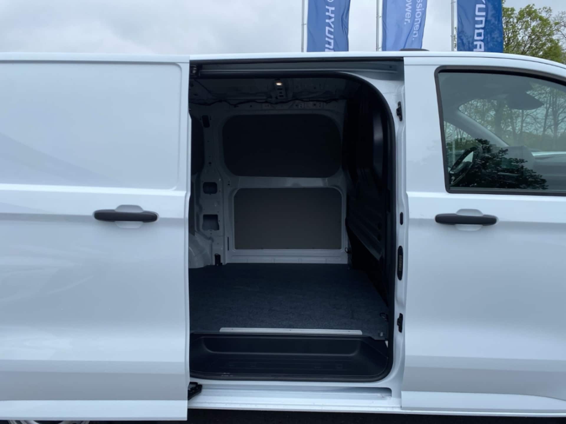 Volkswagen Transporter Kasten kurzer Radstand